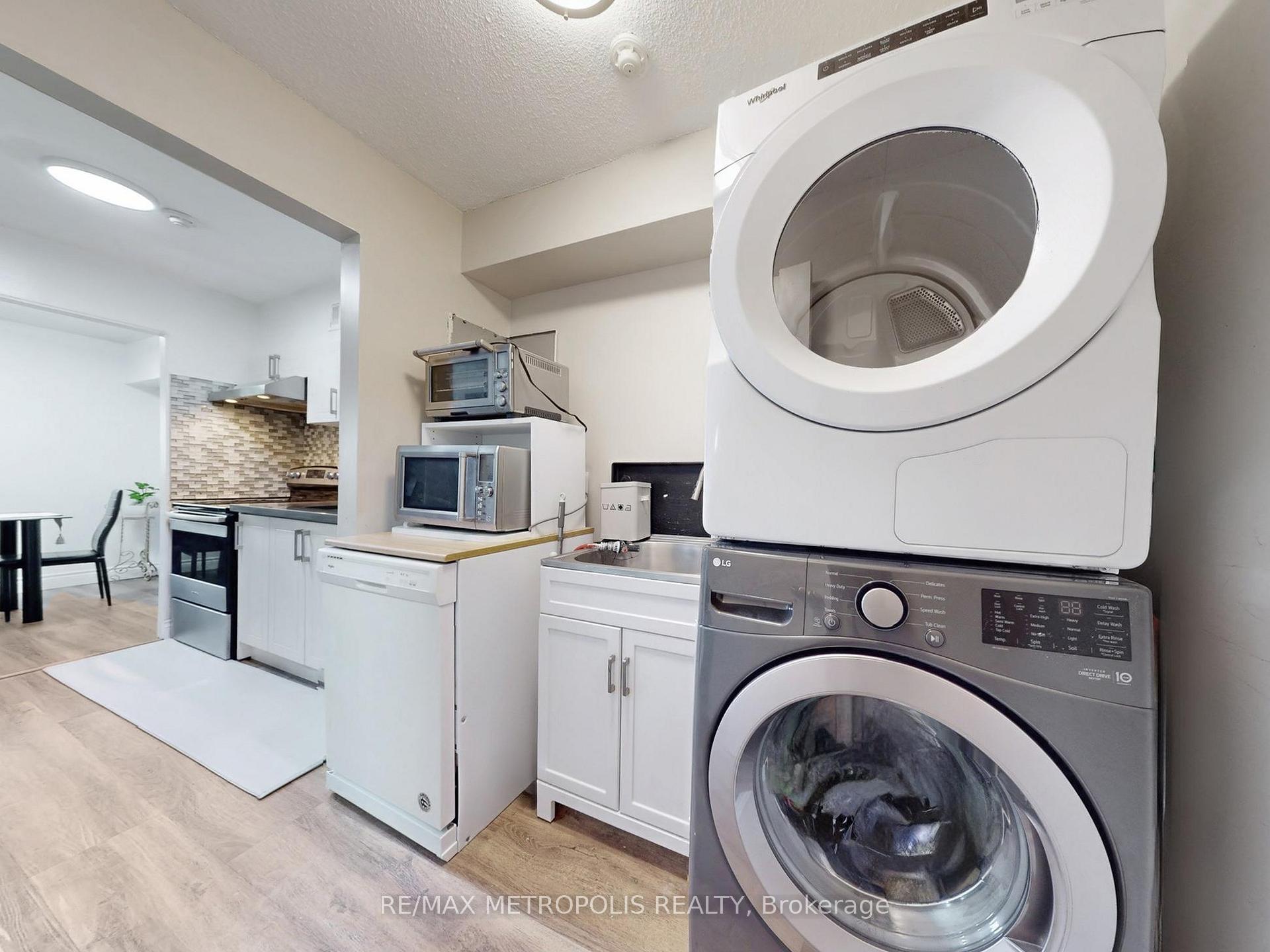 Photo 22 of Unit 104, 140 Ling Road, Scarborough, West Hill — HOMEH