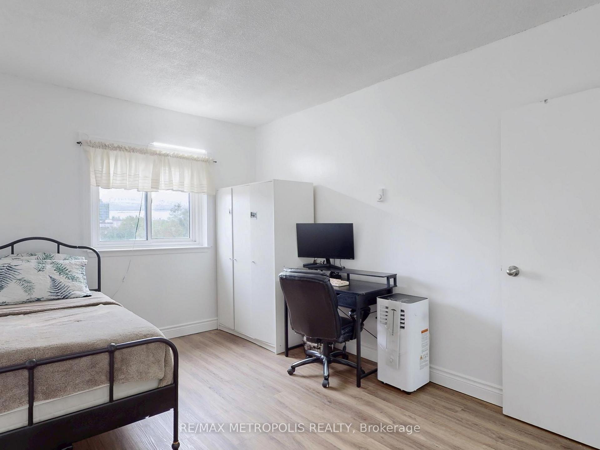 Photo 28 of Unit 104, 140 Ling Road, Scarborough, West Hill — HOMEH