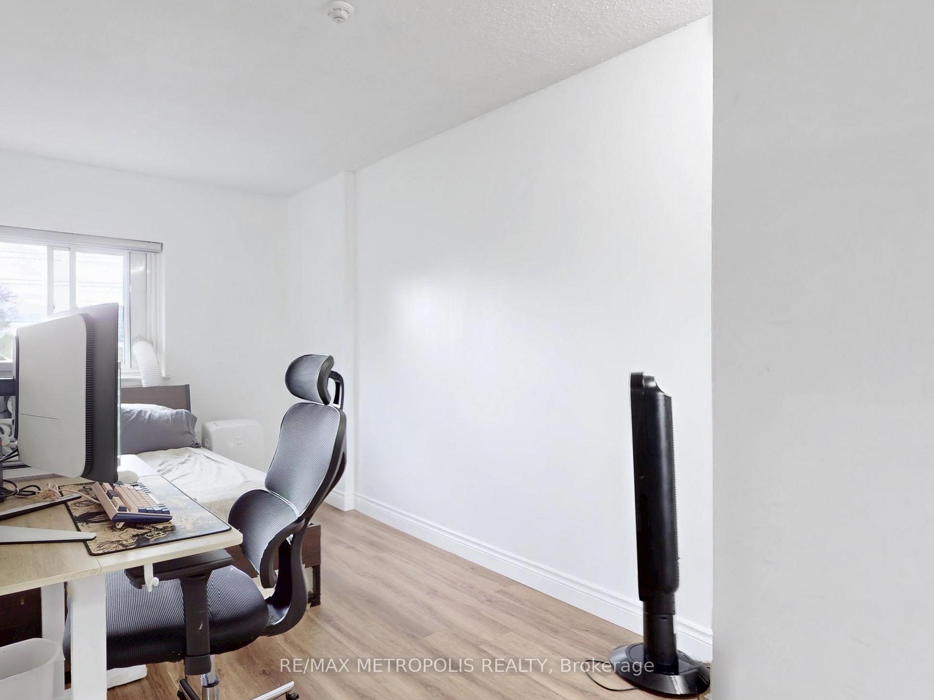 Photo 30 of Unit 104, 140 Ling Road, Scarborough, West Hill — HOMEH