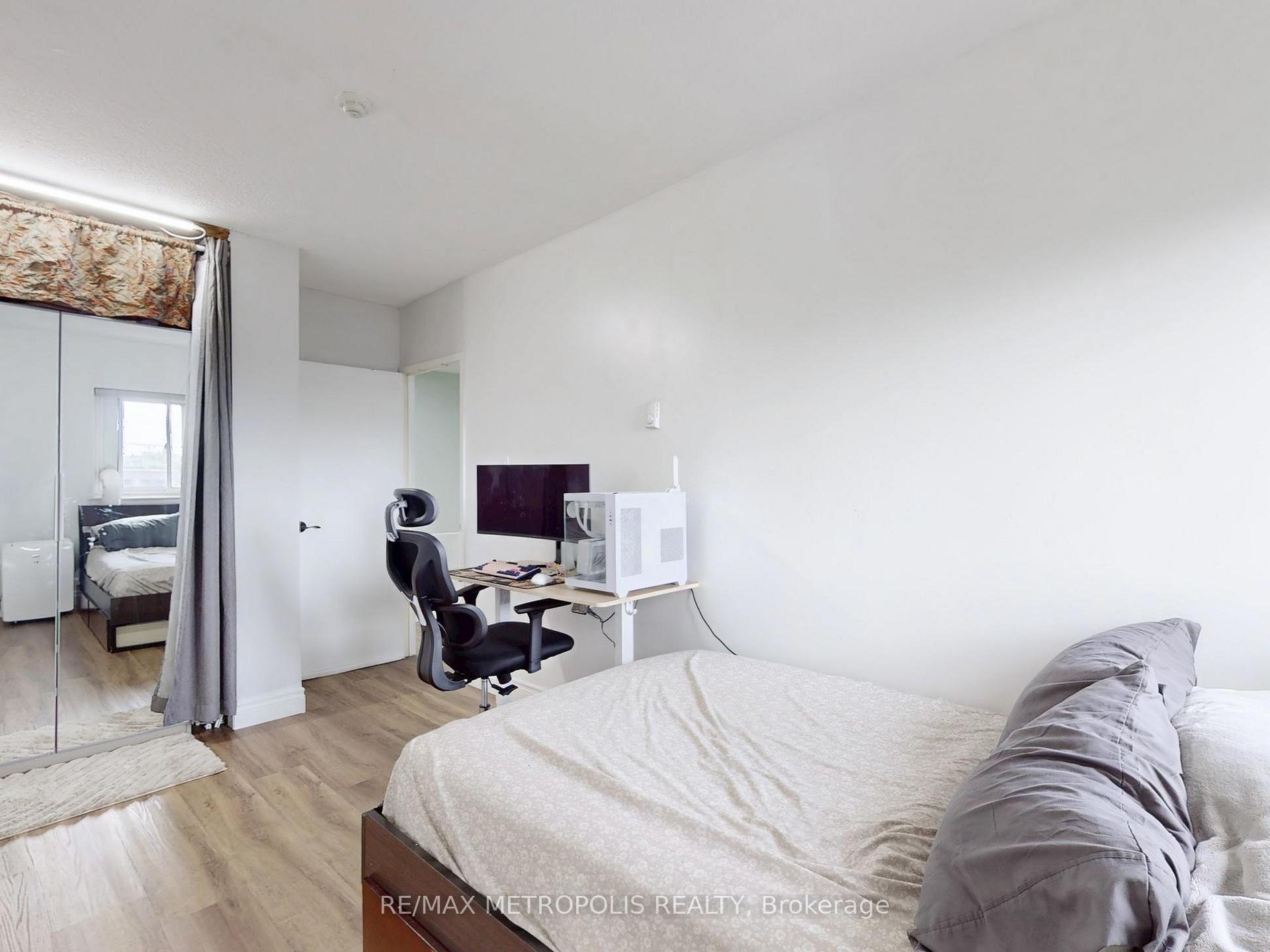Photo 32 of Unit 104, 140 Ling Road, Scarborough, West Hill — HOMEH