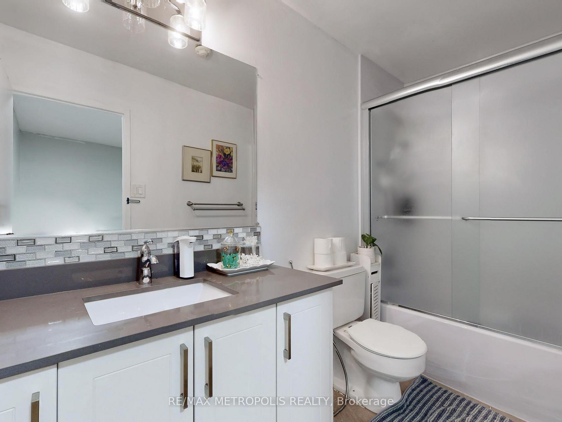 Photo 35 of Unit 104, 140 Ling Road, Scarborough, West Hill — HOMEH