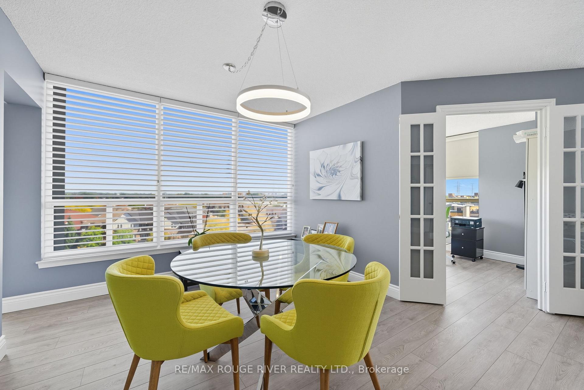 Photo 13 of Unit 604, 1890 Valley Farm Road, Pickering, Town Centre — HOMEH