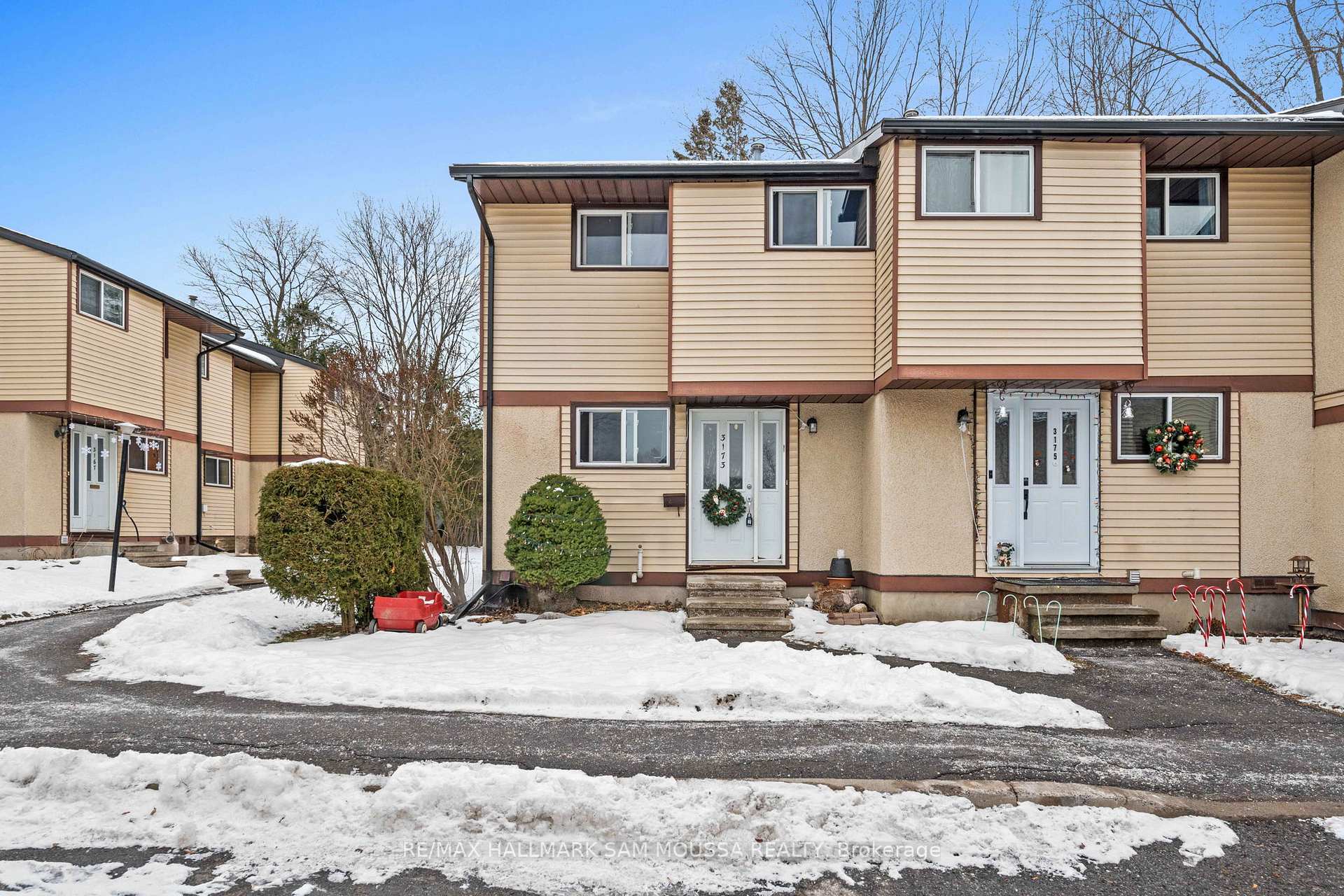 Photo 2 of Unit 42, 3173 Quail Drive, Ottawa, Sawmill Creek/Timbermill — HOMEH