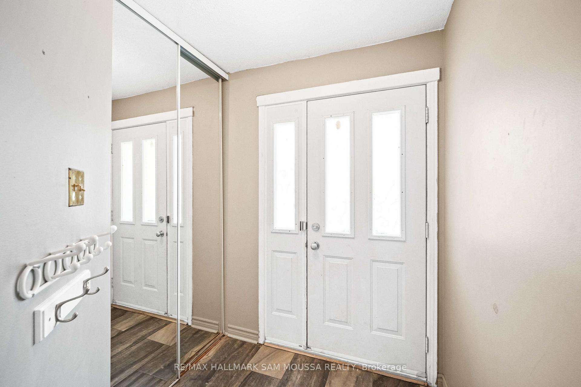 Photo 5 of Unit 42, 3173 Quail Drive, Ottawa, Sawmill Creek/Timbermill — HOMEH