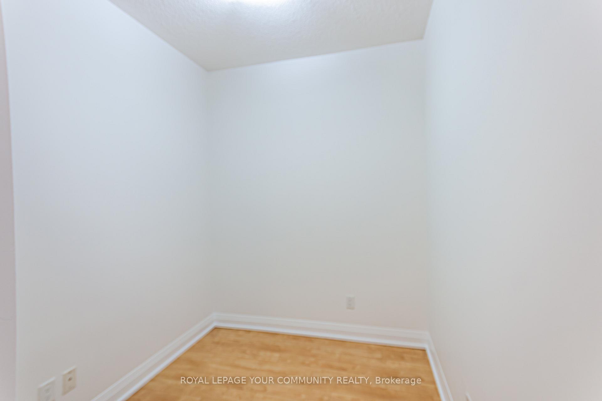 Photo 8 of Unit 202, 85 North Park Road, Vaughan, Beverley Glen — HOMEH