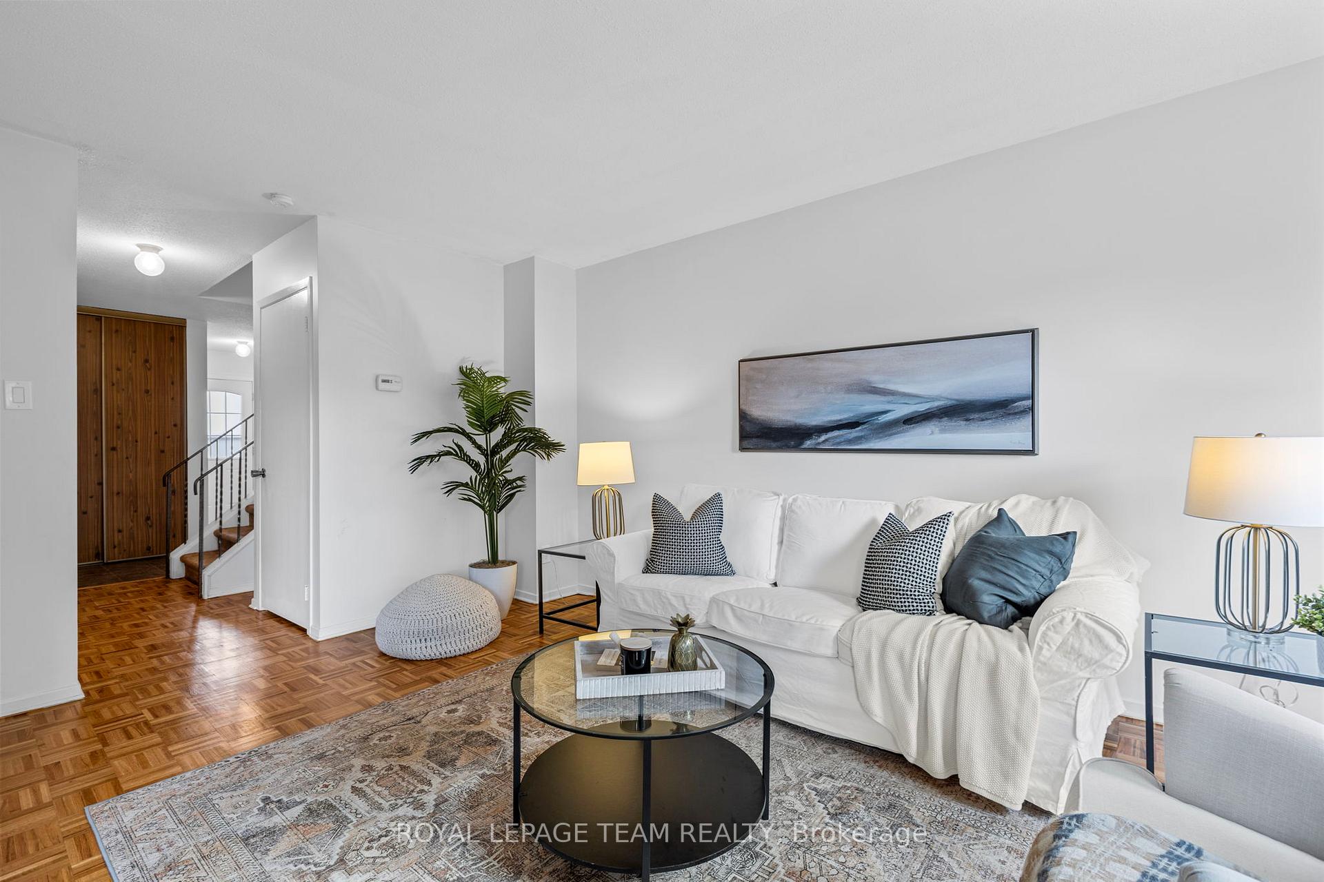 Photo 9 of 2163 Orient Park Drive, Ottawa, Blackburn Hamlet (South) — HOMEH