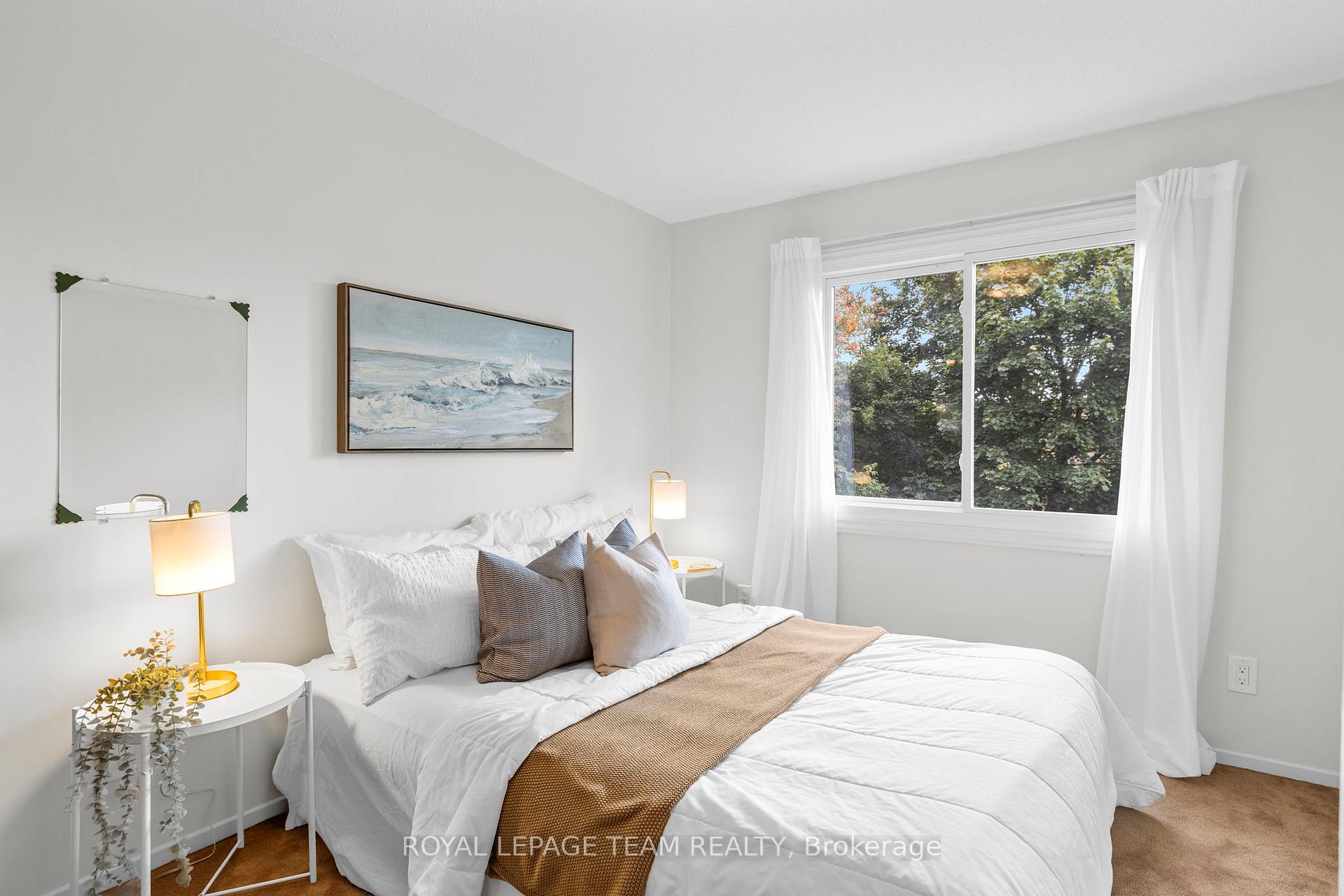 Photo 25 of 2163 Orient Park Drive, Ottawa, Blackburn Hamlet (South) — HOMEH