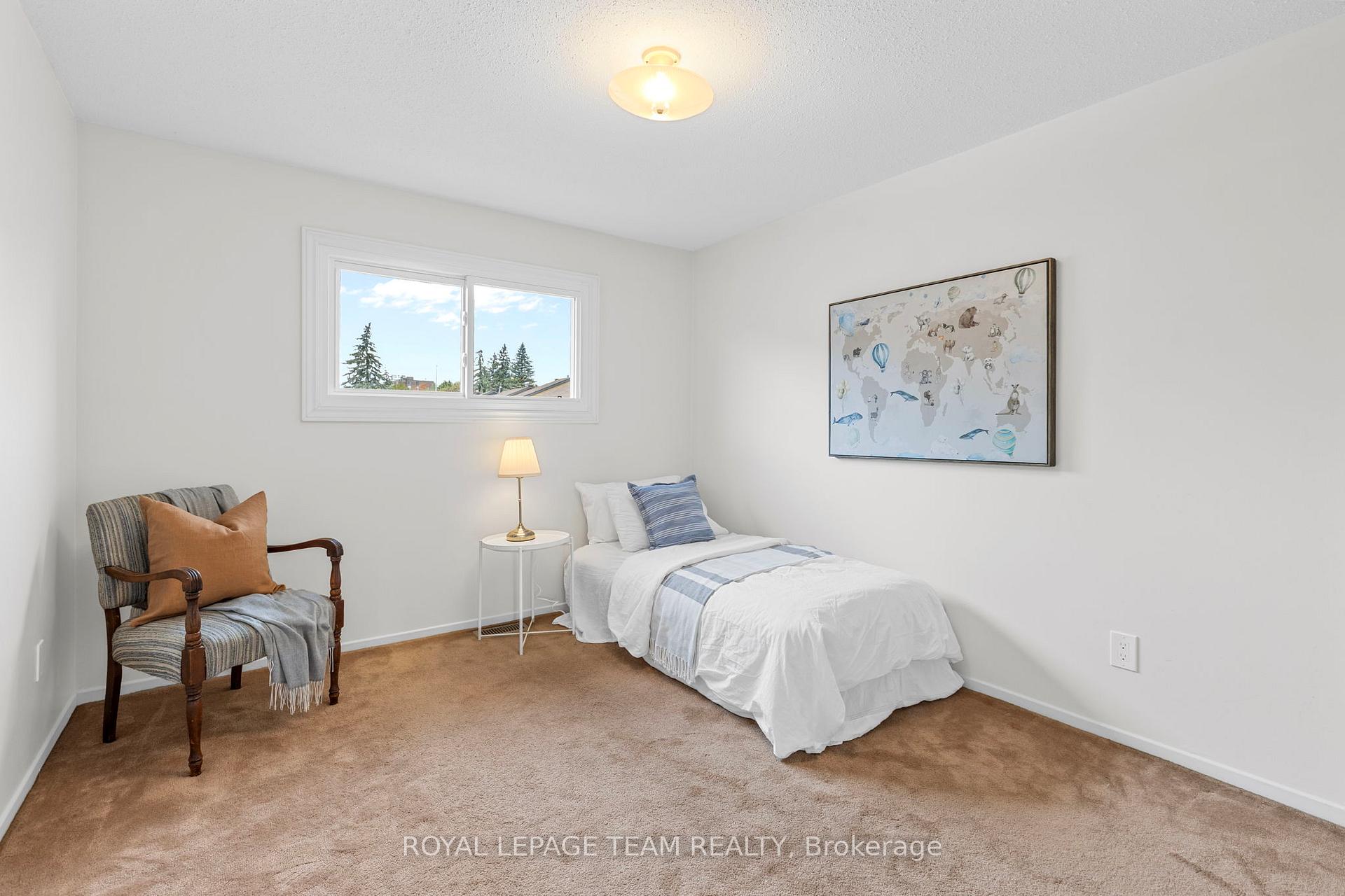 Photo 26 of 2163 Orient Park Drive, Ottawa, Blackburn Hamlet (South) — HOMEH
