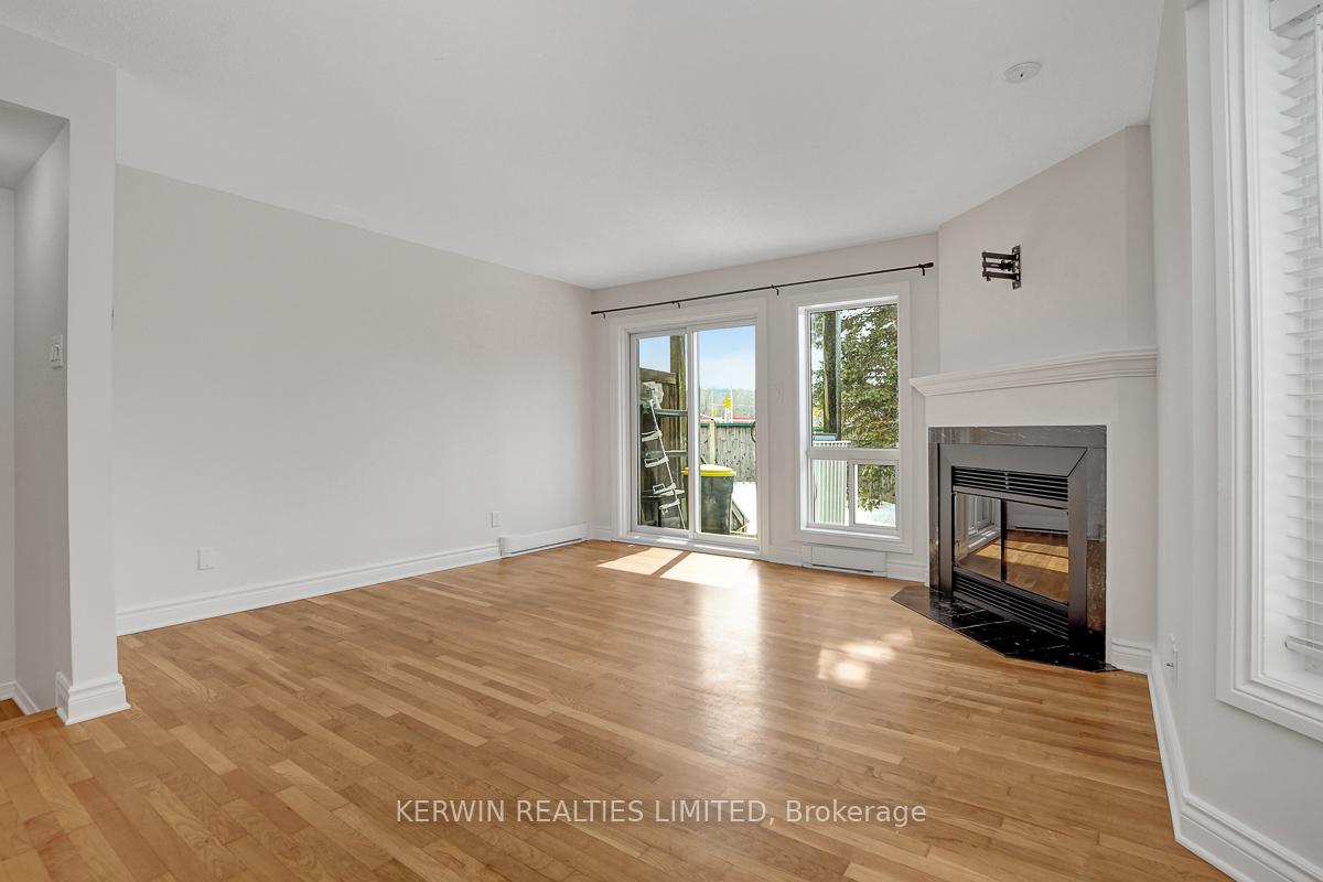 Photo 14 of Unit 7, 190 Briston Private, Ottawa, Hunt Club Park — HOMEH