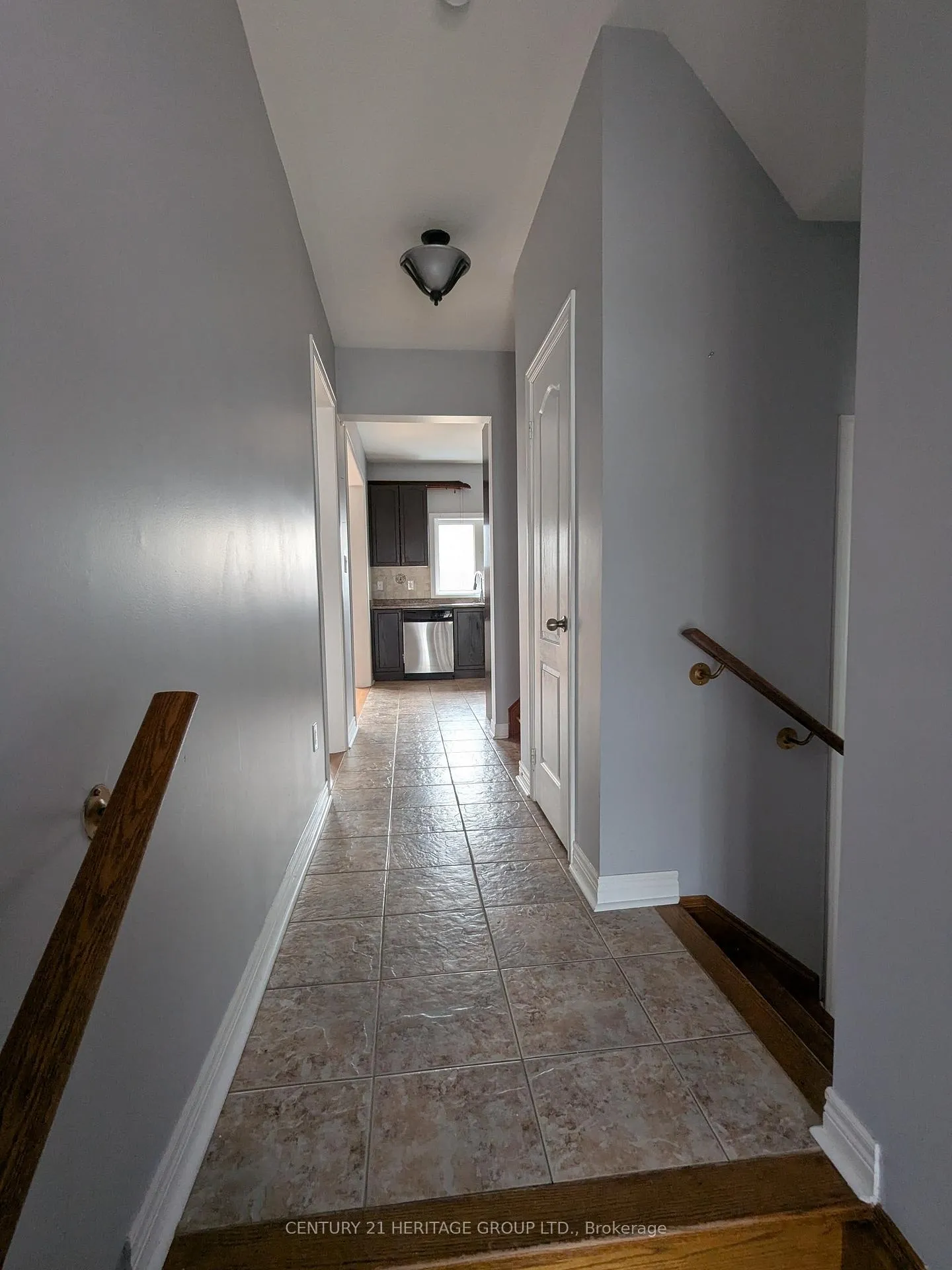 Photo 7 of 93 Pearcey Crescent, Barrie, West Bayfield — HOMEH