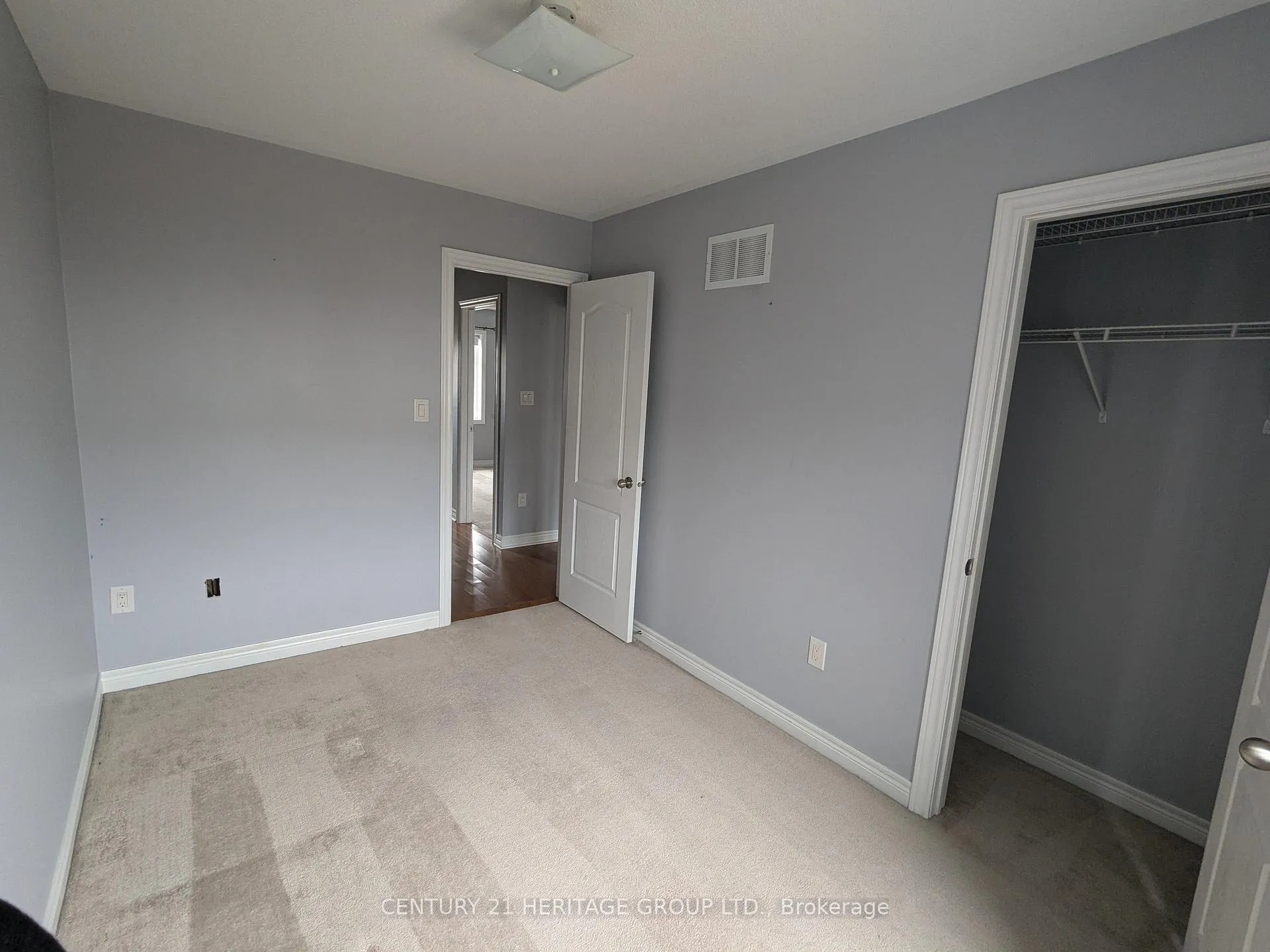 Photo 13 of 93 Pearcey Crescent, Barrie, West Bayfield — HOMEH
