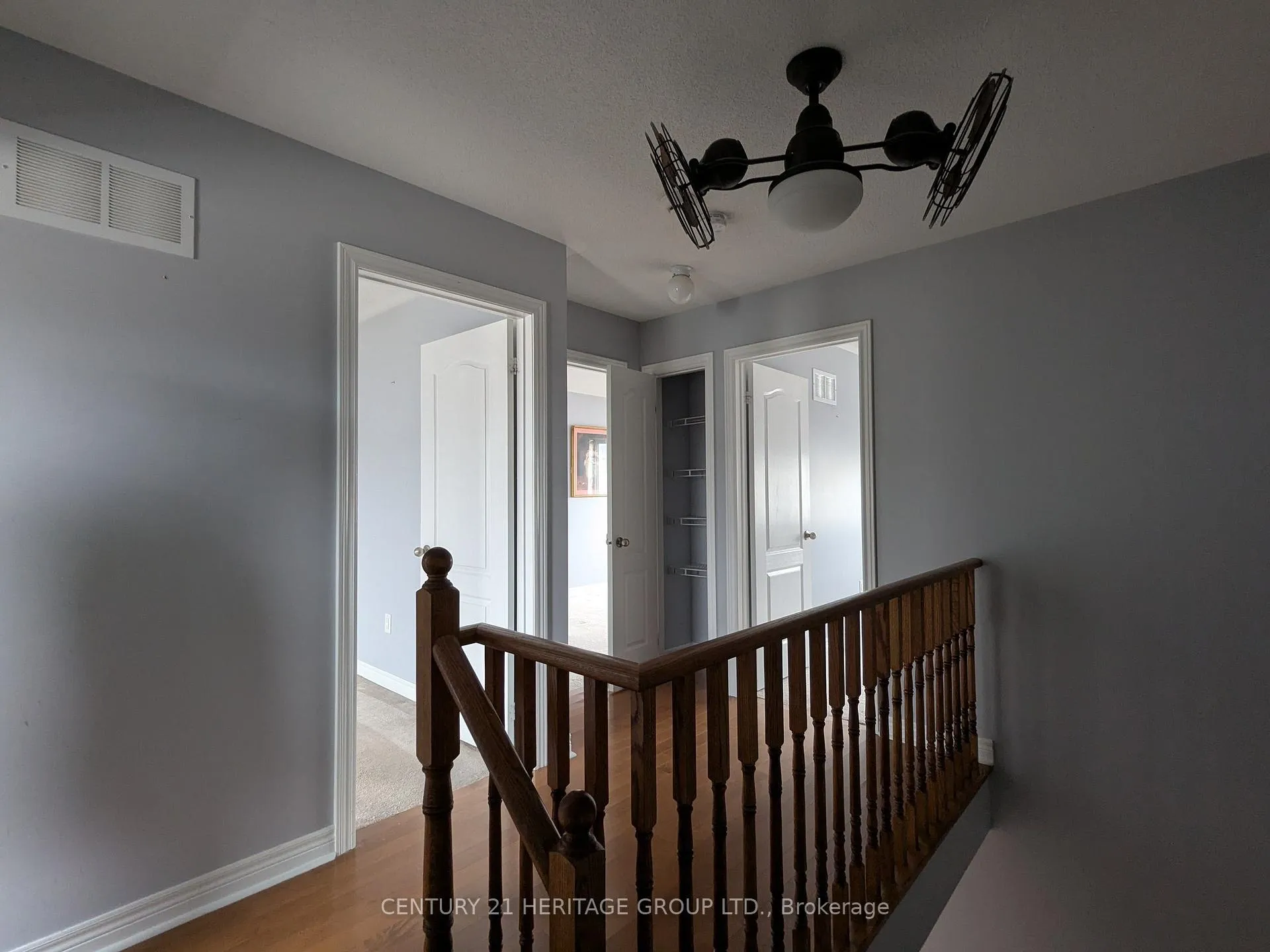 Photo 16 of 93 Pearcey Crescent, Barrie, West Bayfield — HOMEH