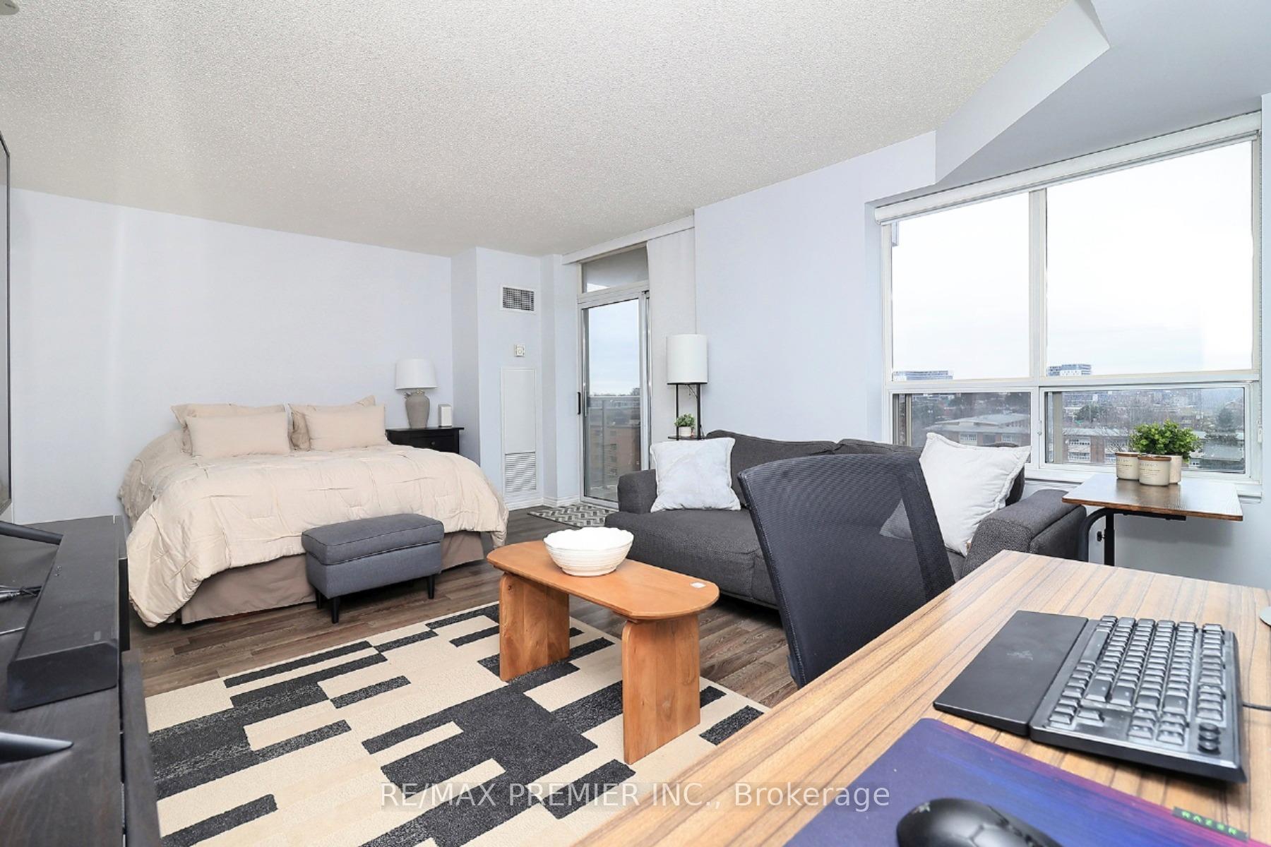 Photo 4 of Unit 721, 650 Lawrence Avenue, Toronto, Englemount-Lawrence — HOMEH