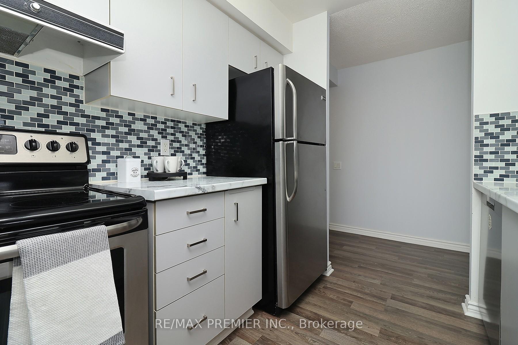 Photo 7 of Unit 721, 650 Lawrence Avenue, Toronto, Englemount-Lawrence — HOMEH