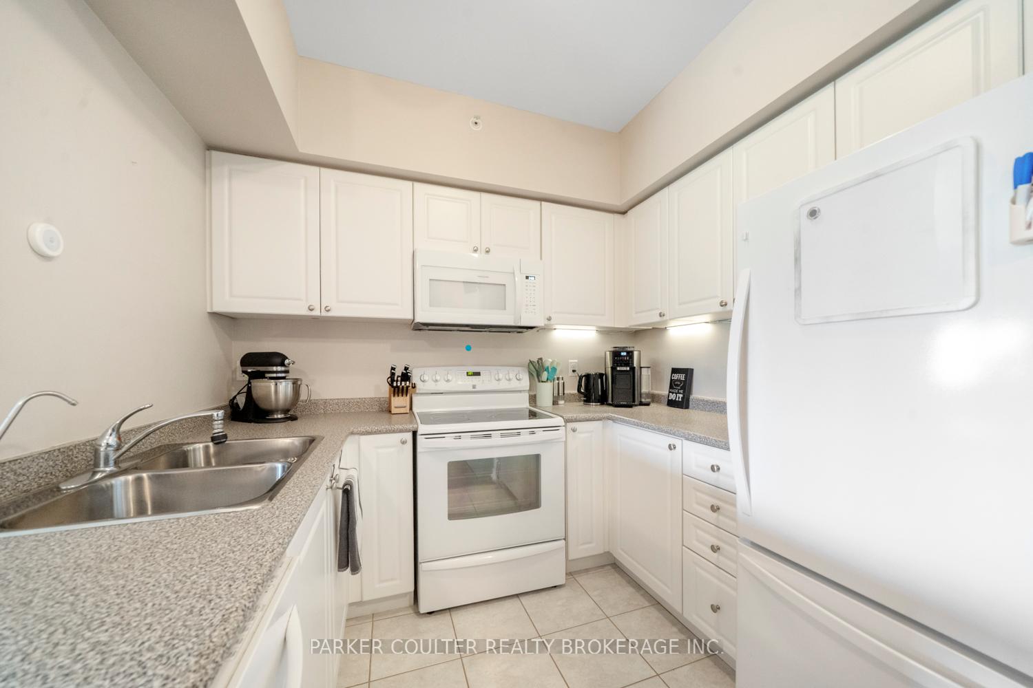 Photo 10 of Unit 209, 43 Ferndale Drive S, Barrie, Ardagh — HOMEH