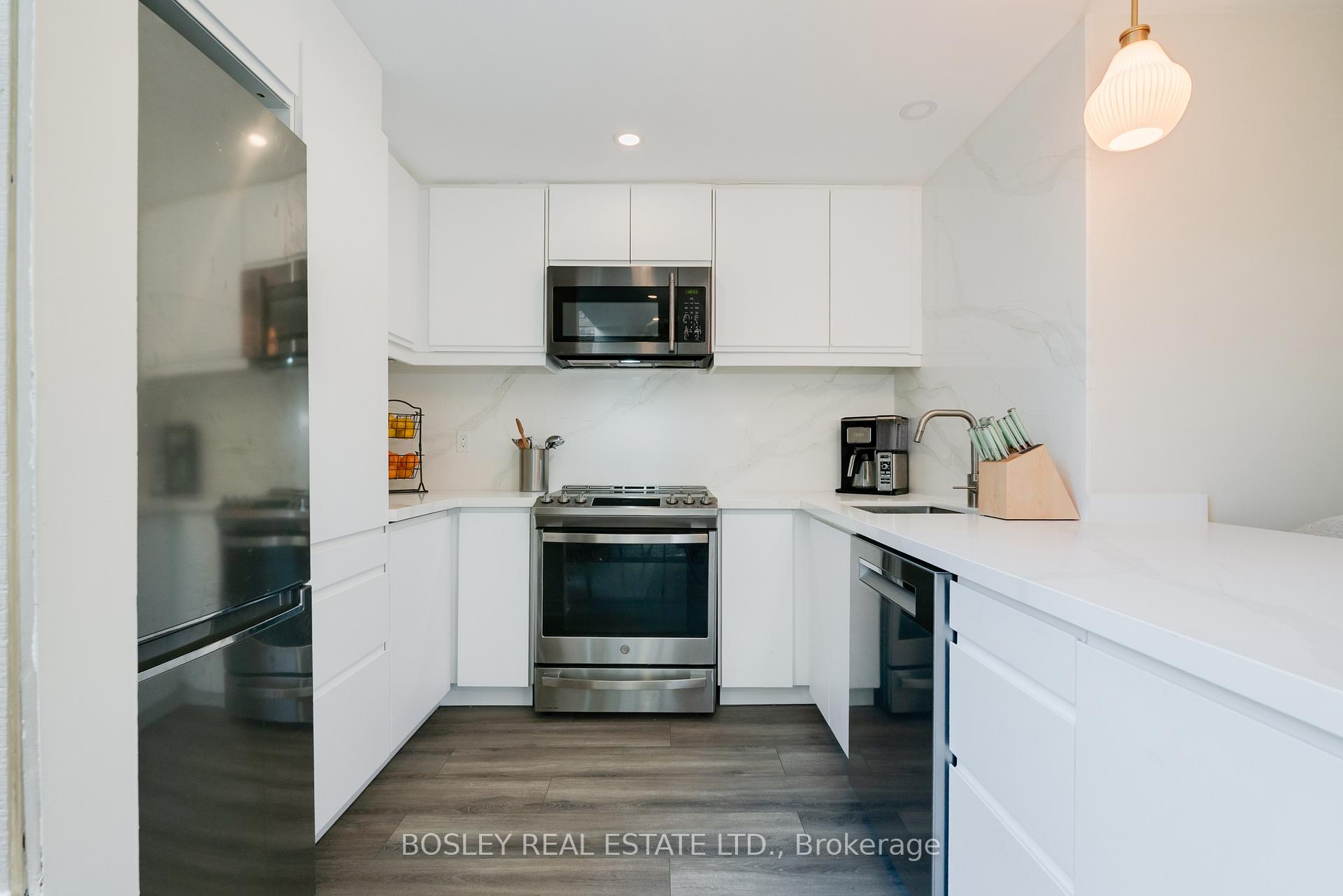 Photo 10 of Unit 7, 83 Pape Avenue, Toronto, South Riverdale — HOMEH