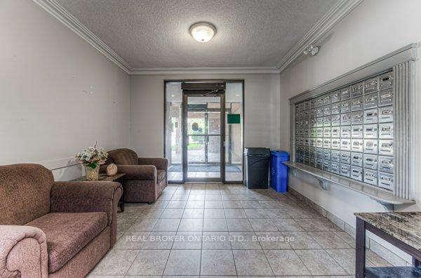 Photo 3 of Unit 702, 29 West Avenue W, Kitchener — HOMEH