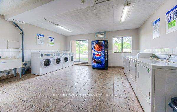 Photo 5 of Unit 702, 29 West Avenue W, Kitchener — HOMEH
