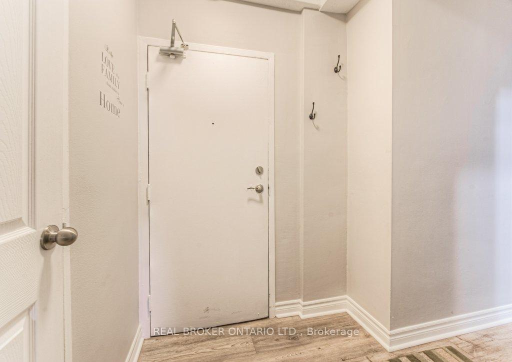 Photo 8 of Unit 702, 29 West Avenue W, Kitchener — HOMEH