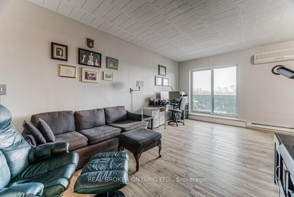 Photo 11 of Unit 702, 29 West Avenue W, Kitchener — HOMEH