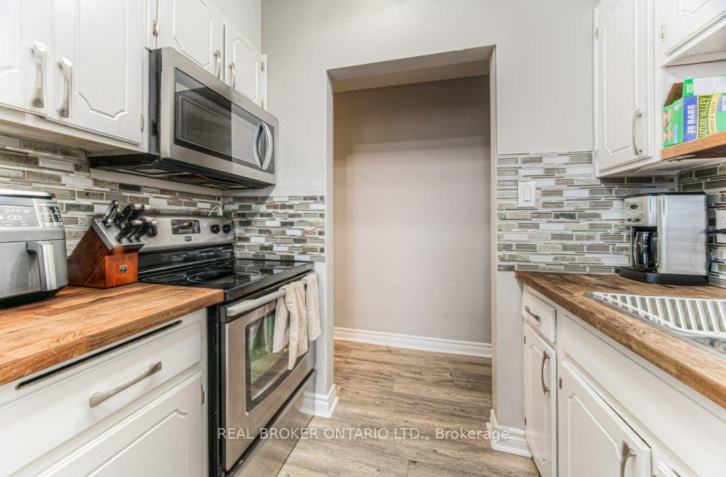 Photo 15 of Unit 702, 29 West Avenue W, Kitchener — HOMEH