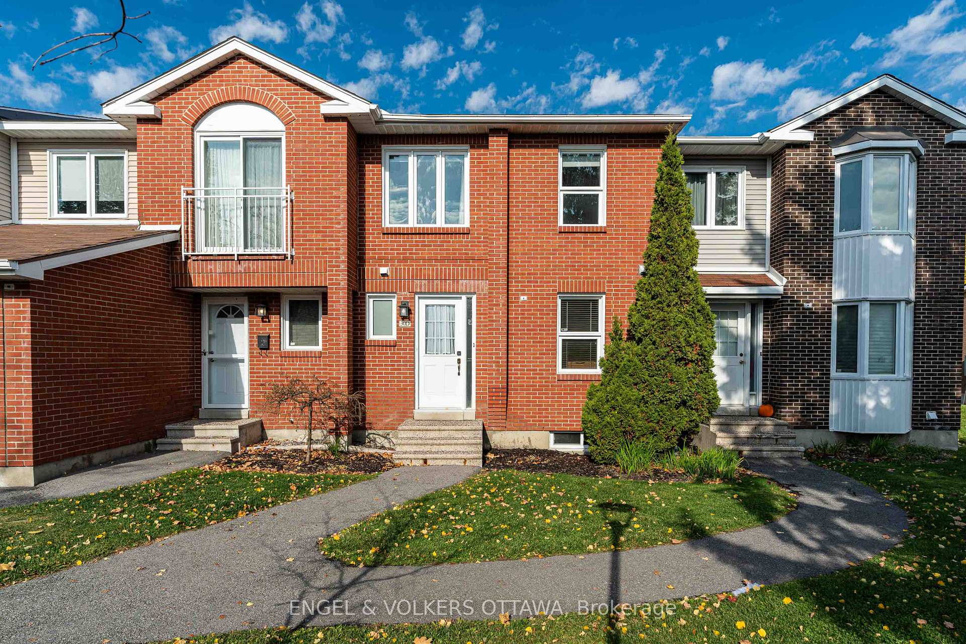 Photo 1 of Unit D, 30 Castlebrook Lane, Ottawa, Centrepointe — HOMEH