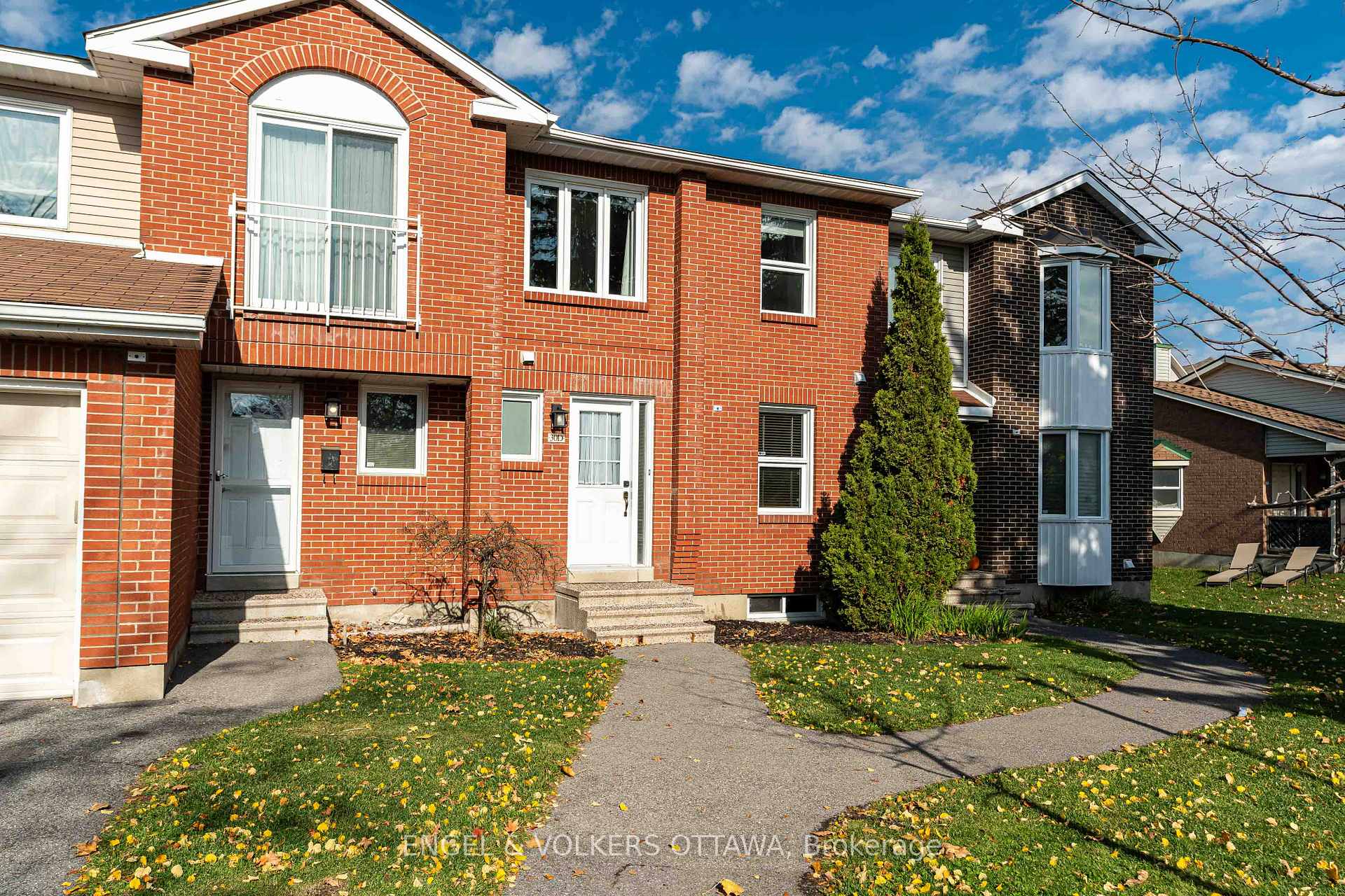 Photo 2 of Unit D, 30 Castlebrook Lane, Ottawa, Centrepointe — HOMEH