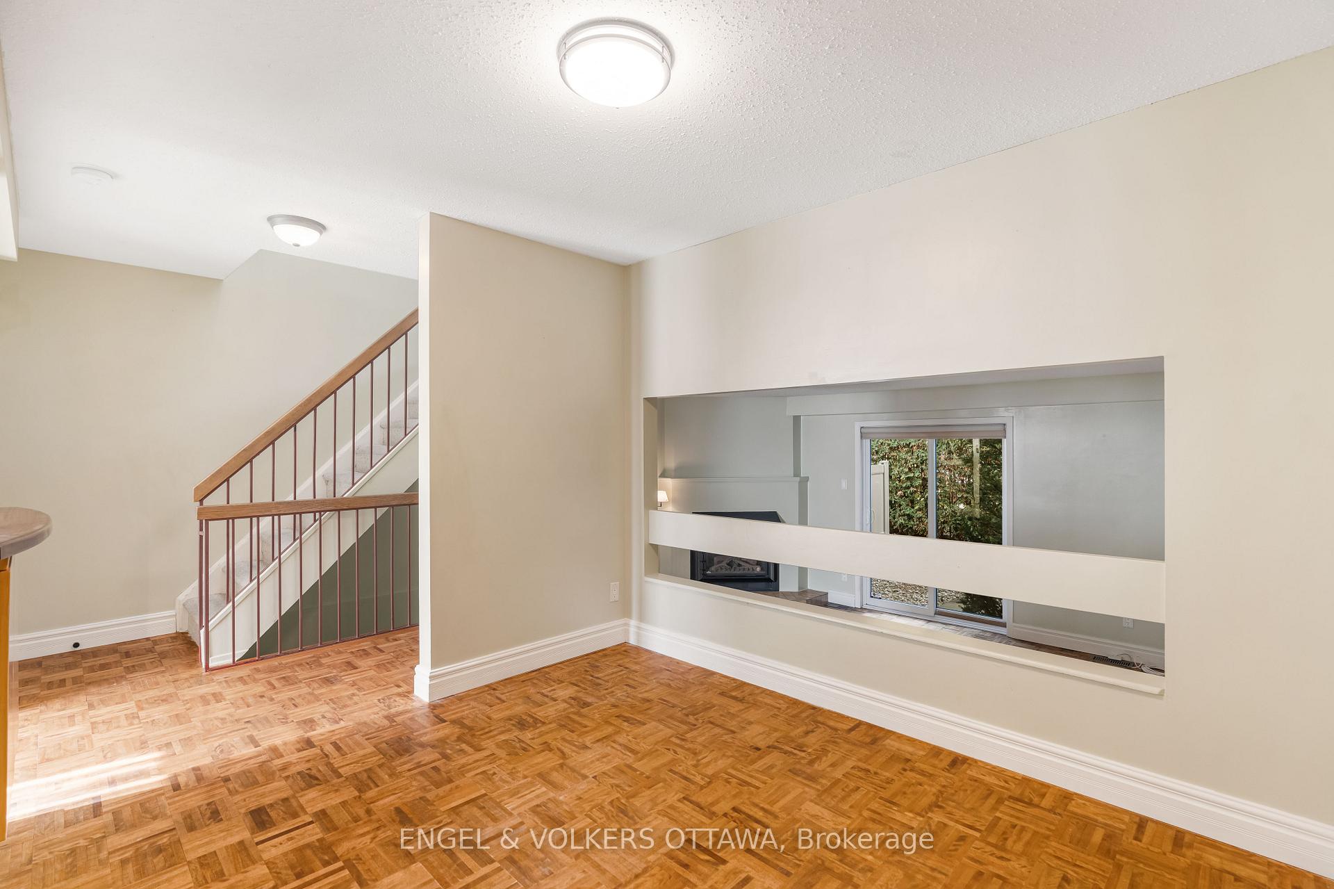 Photo 11 of Unit D, 30 Castlebrook Lane, Ottawa, Centrepointe — HOMEH