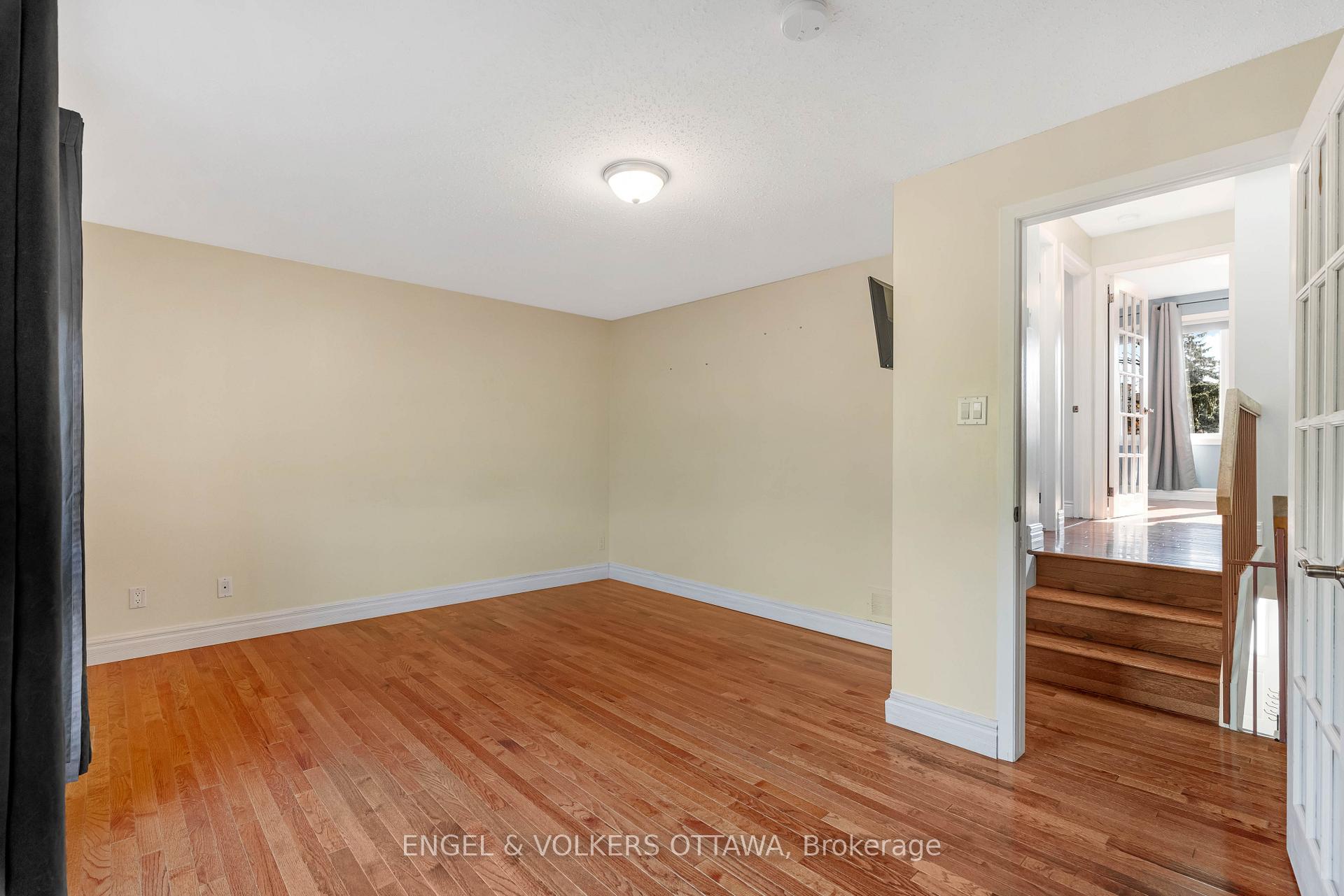 Photo 16 of Unit D, 30 Castlebrook Lane, Ottawa, Centrepointe — HOMEH