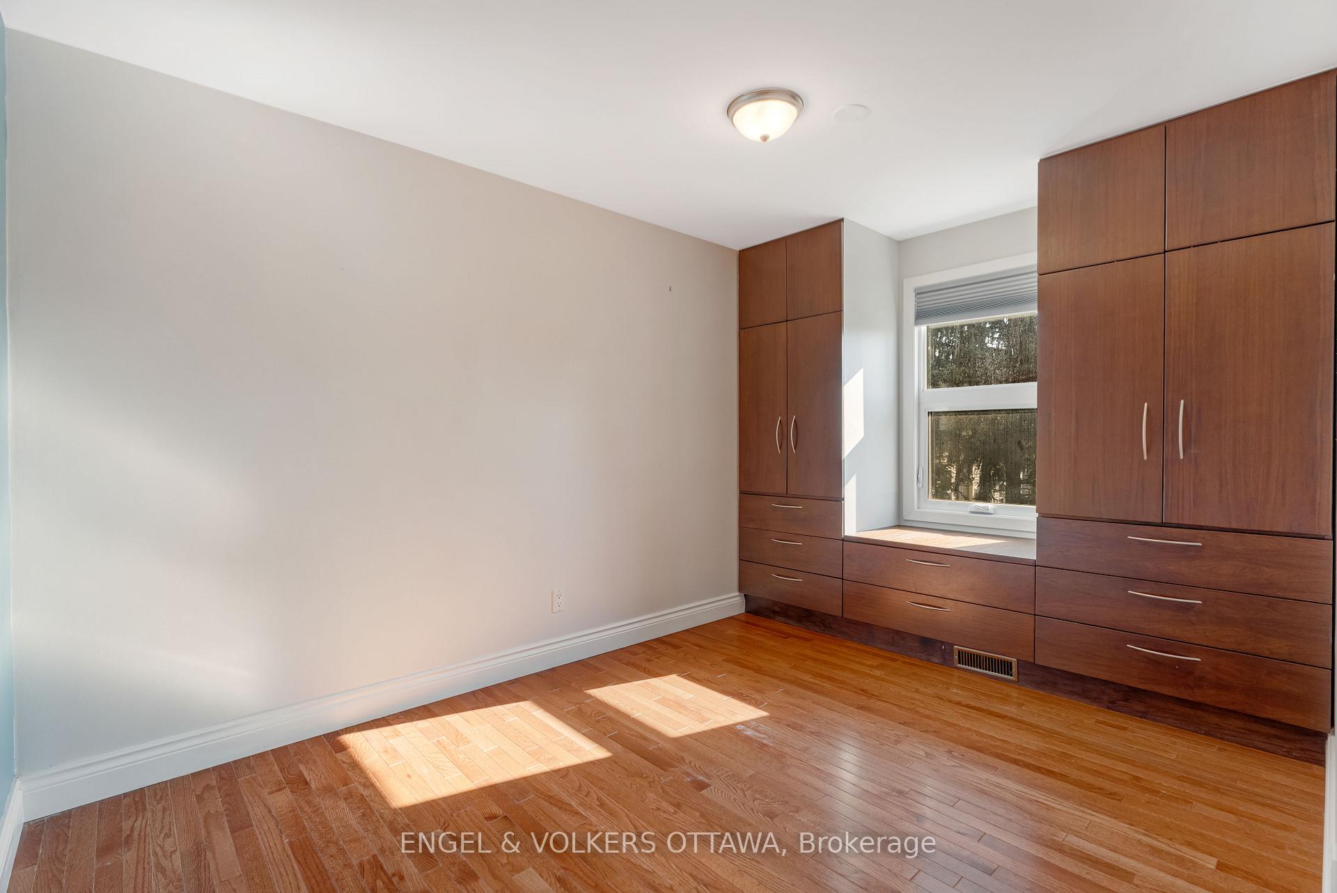 Photo 22 of Unit D, 30 Castlebrook Lane, Ottawa, Centrepointe — HOMEH