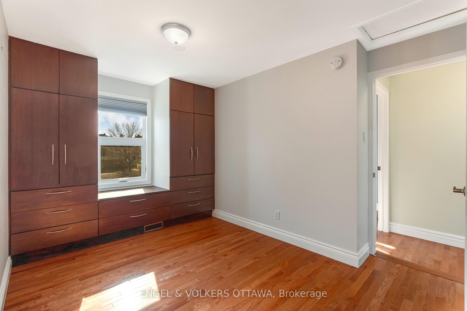 Photo 23 of Unit D, 30 Castlebrook Lane, Ottawa, Centrepointe — HOMEH