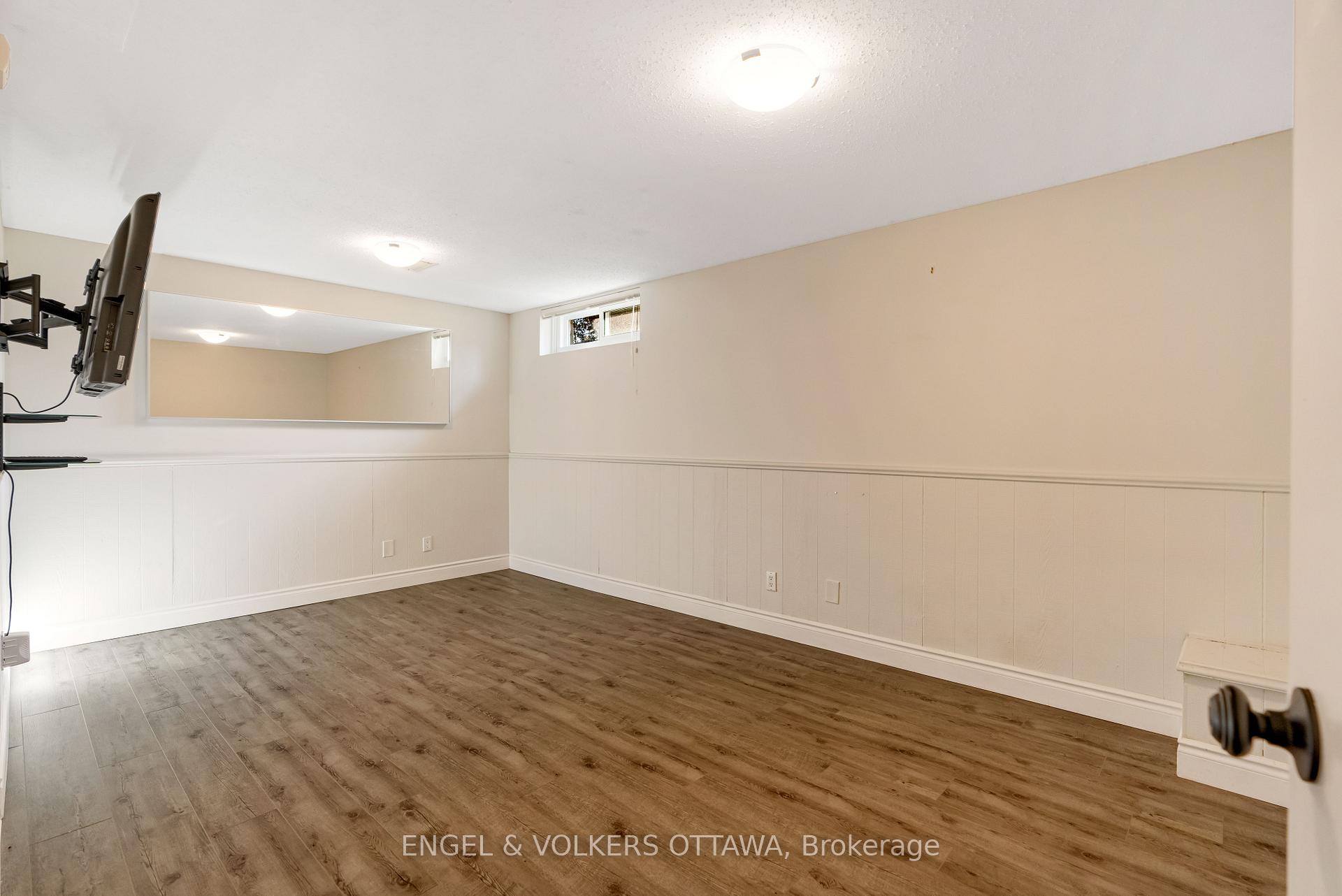 Photo 27 of Unit D, 30 Castlebrook Lane, Ottawa, Centrepointe — HOMEH