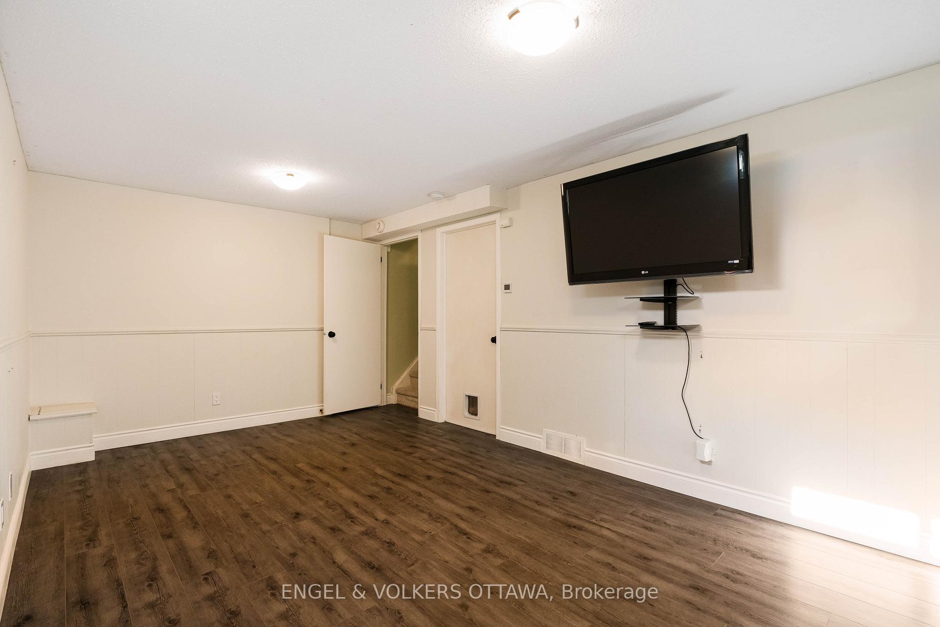 Photo 28 of Unit D, 30 Castlebrook Lane, Ottawa, Centrepointe — HOMEH
