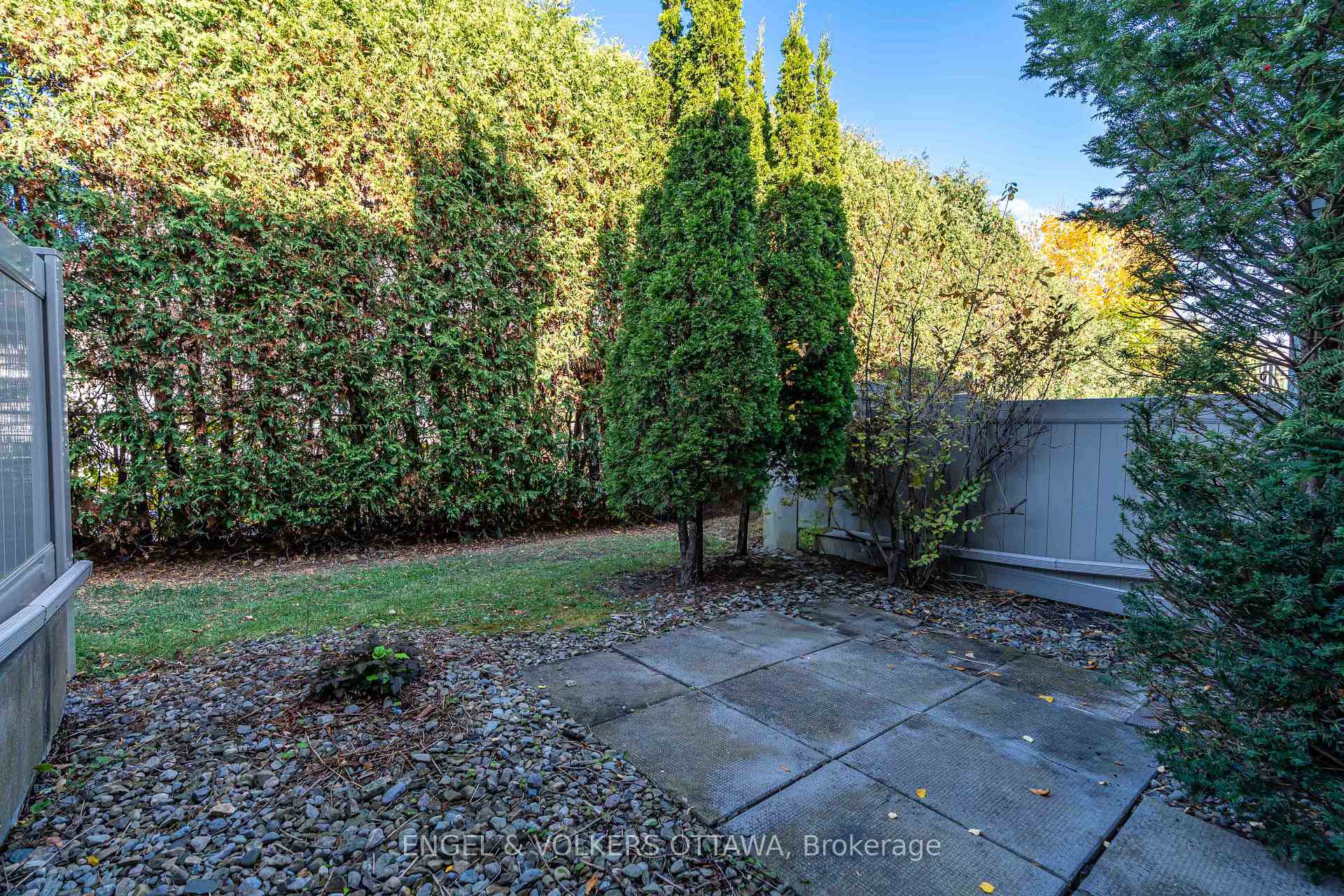 Photo 31 of Unit D, 30 Castlebrook Lane, Ottawa, Centrepointe — HOMEH