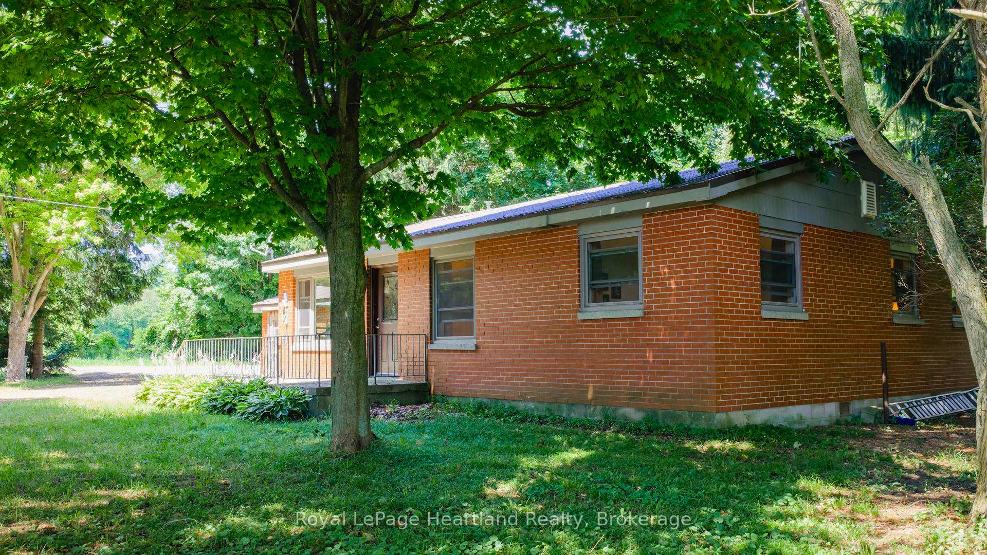 Photo 3 of 37752 Bayfield Road, Central Huron, Goderich — HOMEH