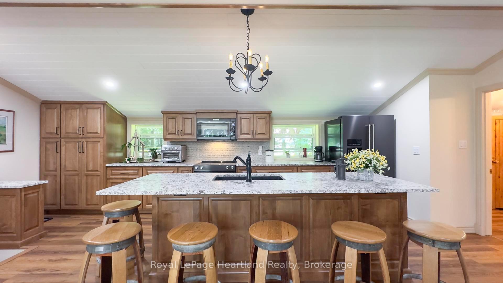 Photo 10 of 37752 Bayfield Road, Central Huron, Goderich — HOMEH