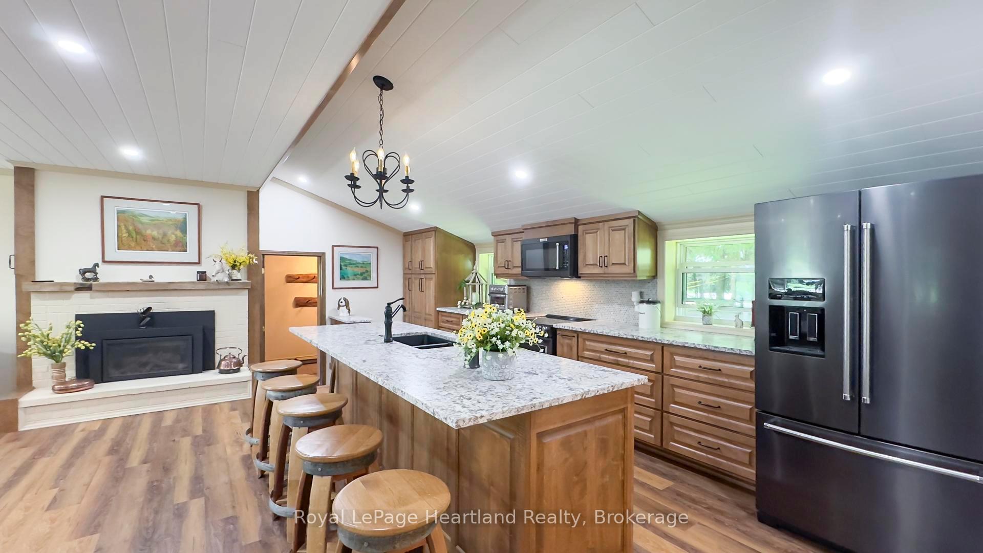Photo 13 of 37752 Bayfield Road, Central Huron, Goderich — HOMEH