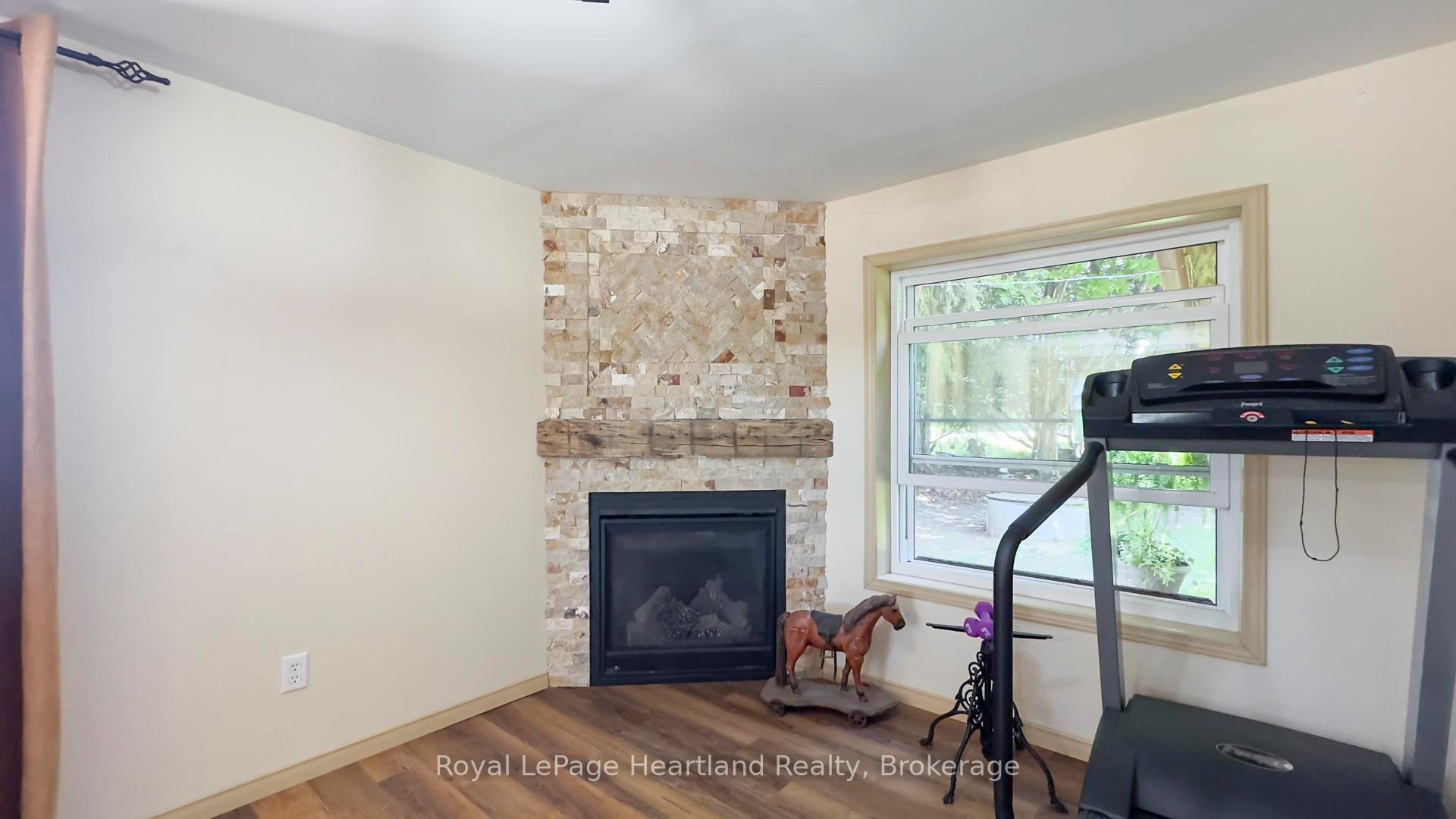 Photo 33 of 37752 Bayfield Road, Central Huron, Goderich — HOMEH