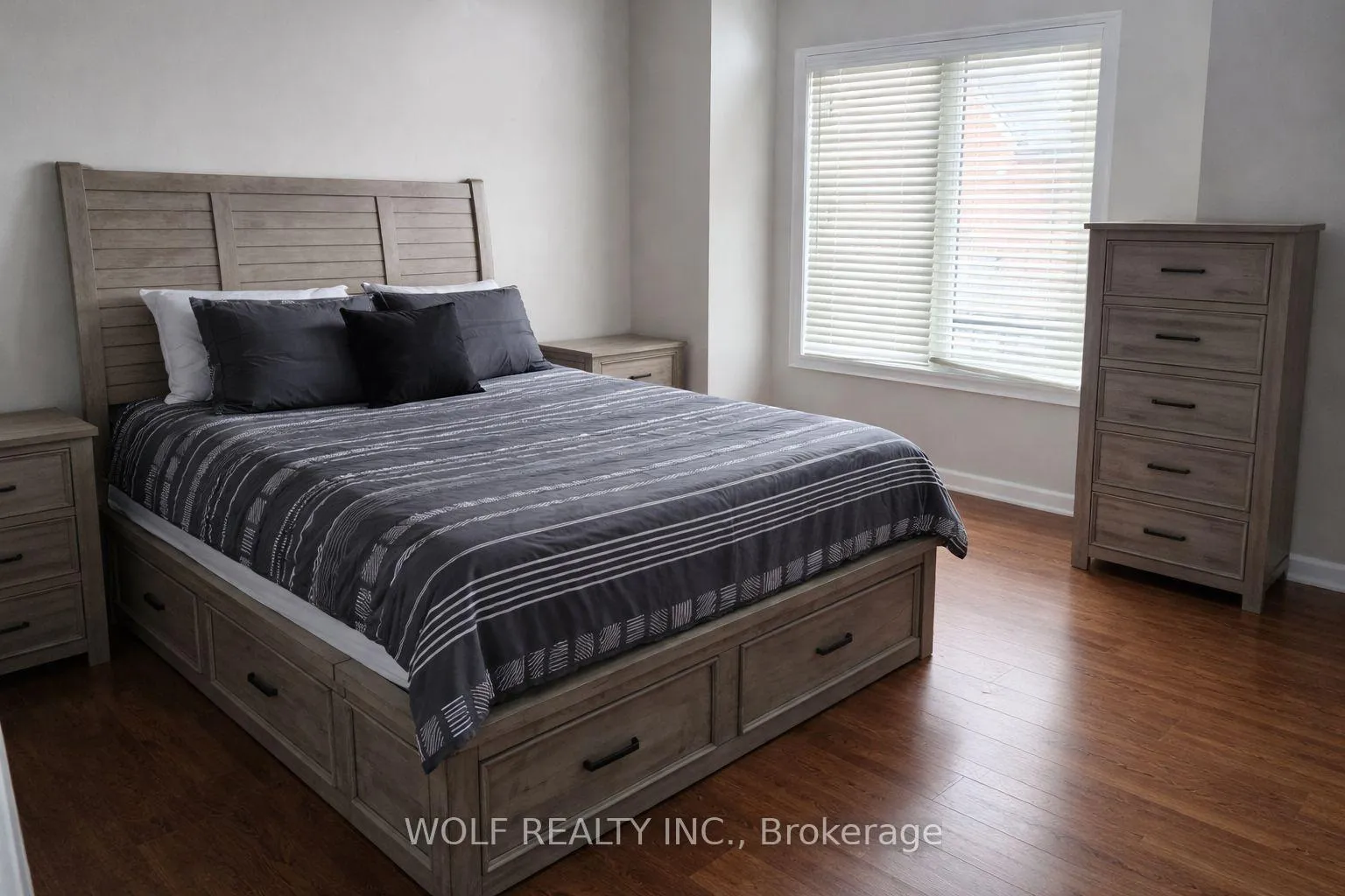 Photo 13 of 15 Covina Road, Brampton, Credit Valley — HOMEH