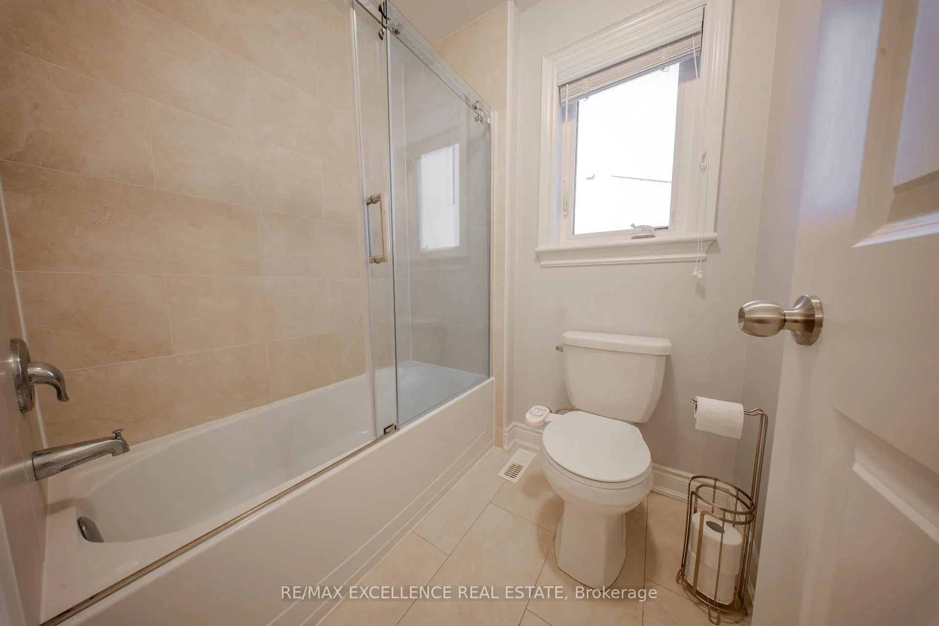Photo 25 of 125 Centre Street, Essa, Angus — HOMEH