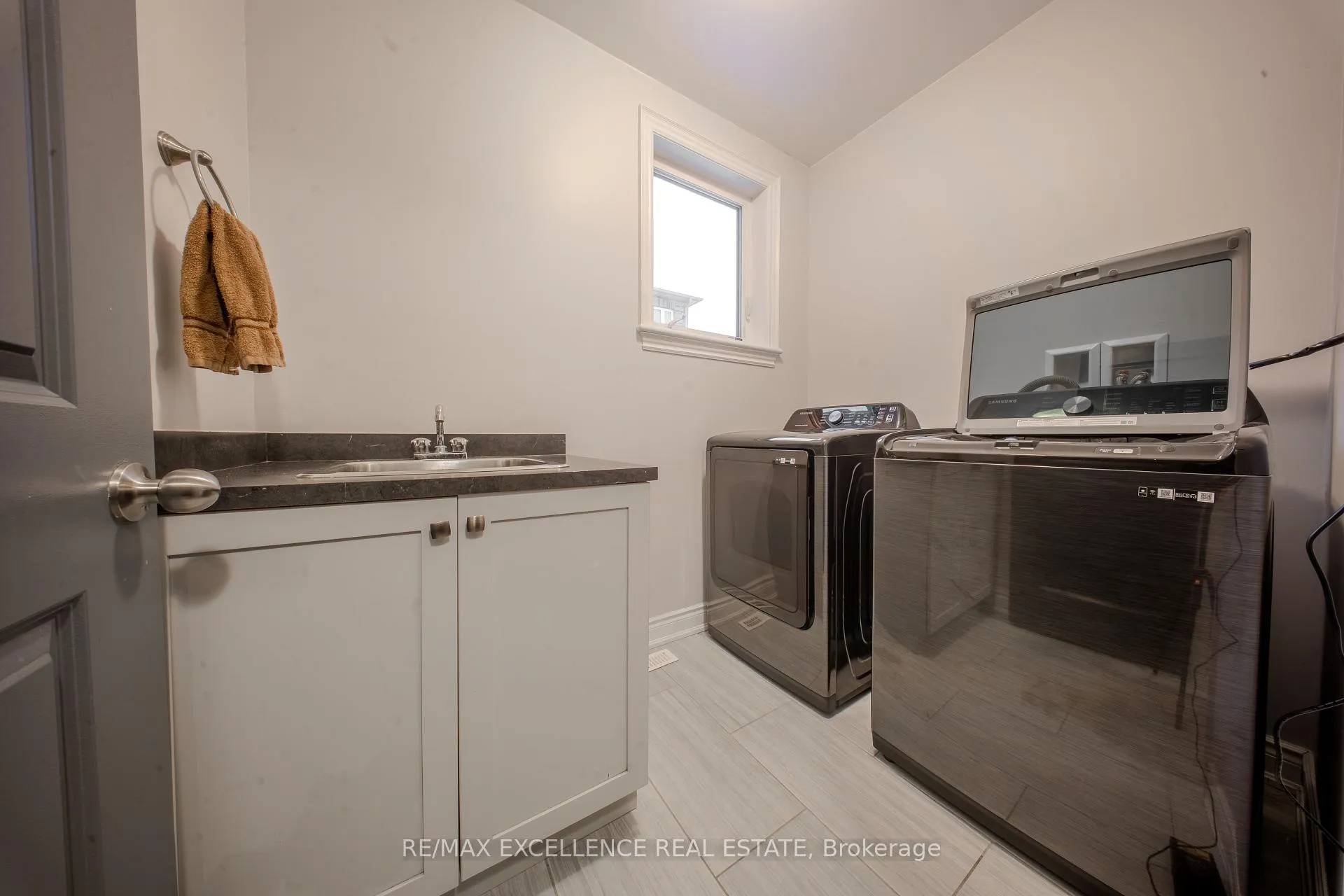 Photo 31 of 125 Centre Street, Essa, Angus — HOMEH