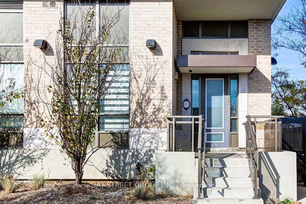 Photo 5 of Unit 101, 540 Bur Oak Avenue, Markham, Berczy — HOMEH