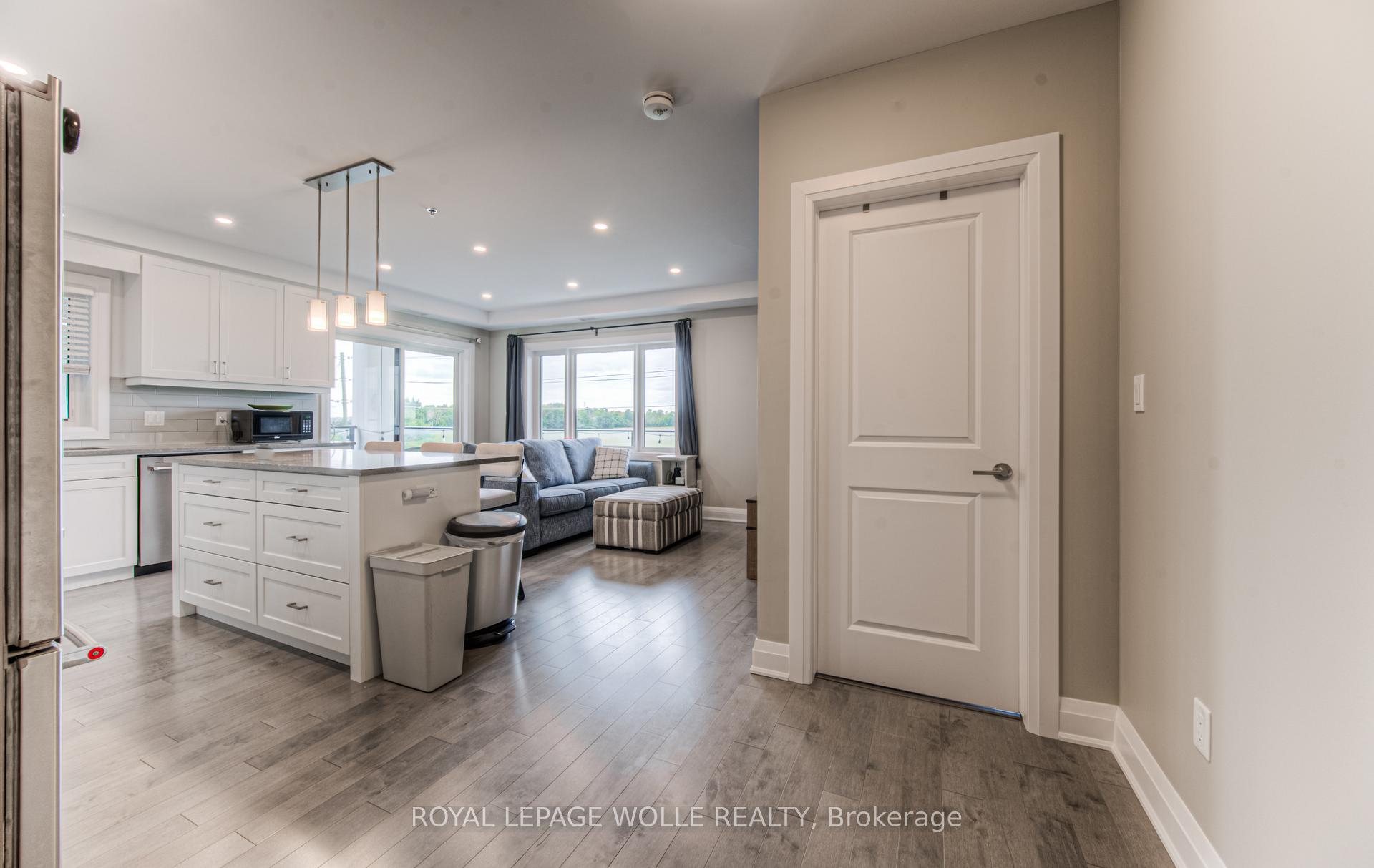 Photo 8 of Unit 303, 249 Grey Silo Road, Waterloo — HOMEH