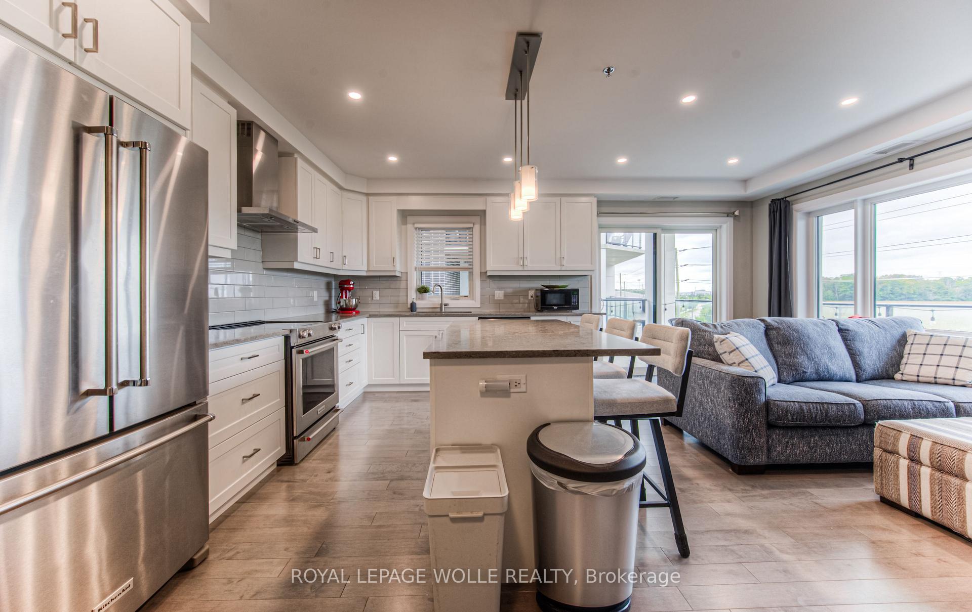 Photo 9 of Unit 303, 249 Grey Silo Road, Waterloo — HOMEH