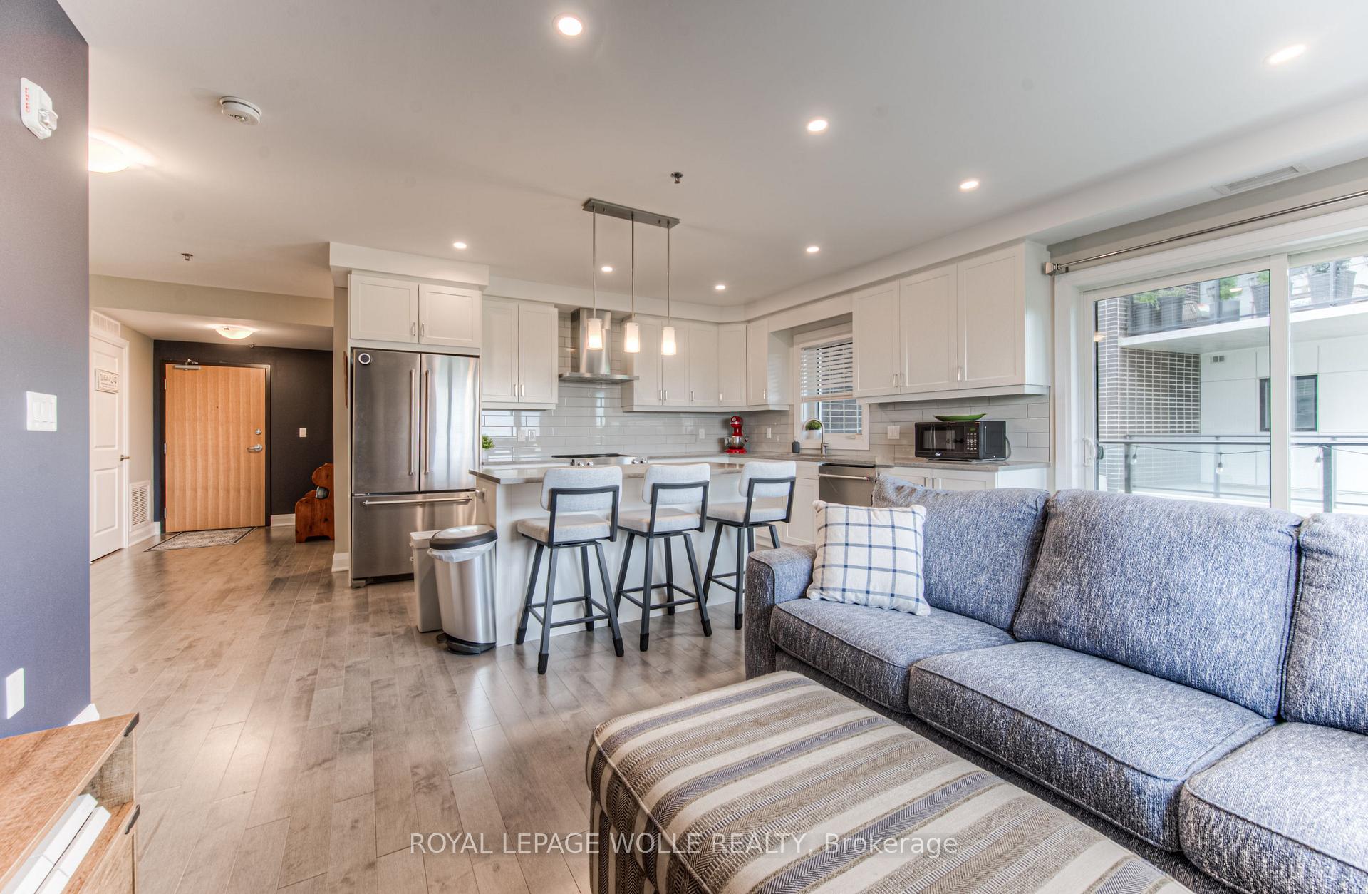 Photo 12 of Unit 303, 249 Grey Silo Road, Waterloo — HOMEH