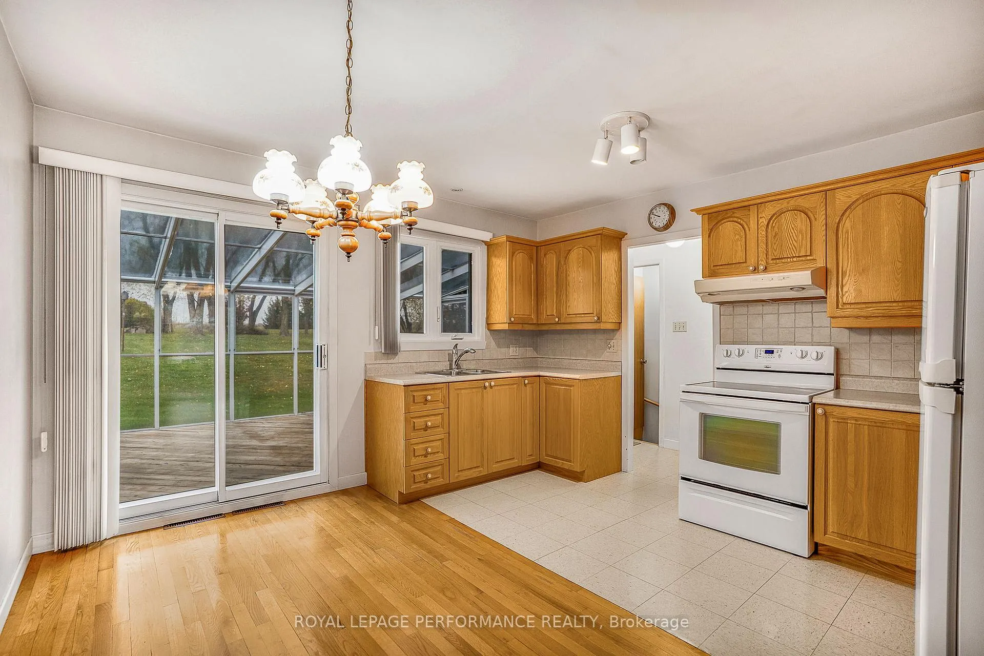Photo 7 of 99 John Street, Champlain, L'Orignal — HOMEH