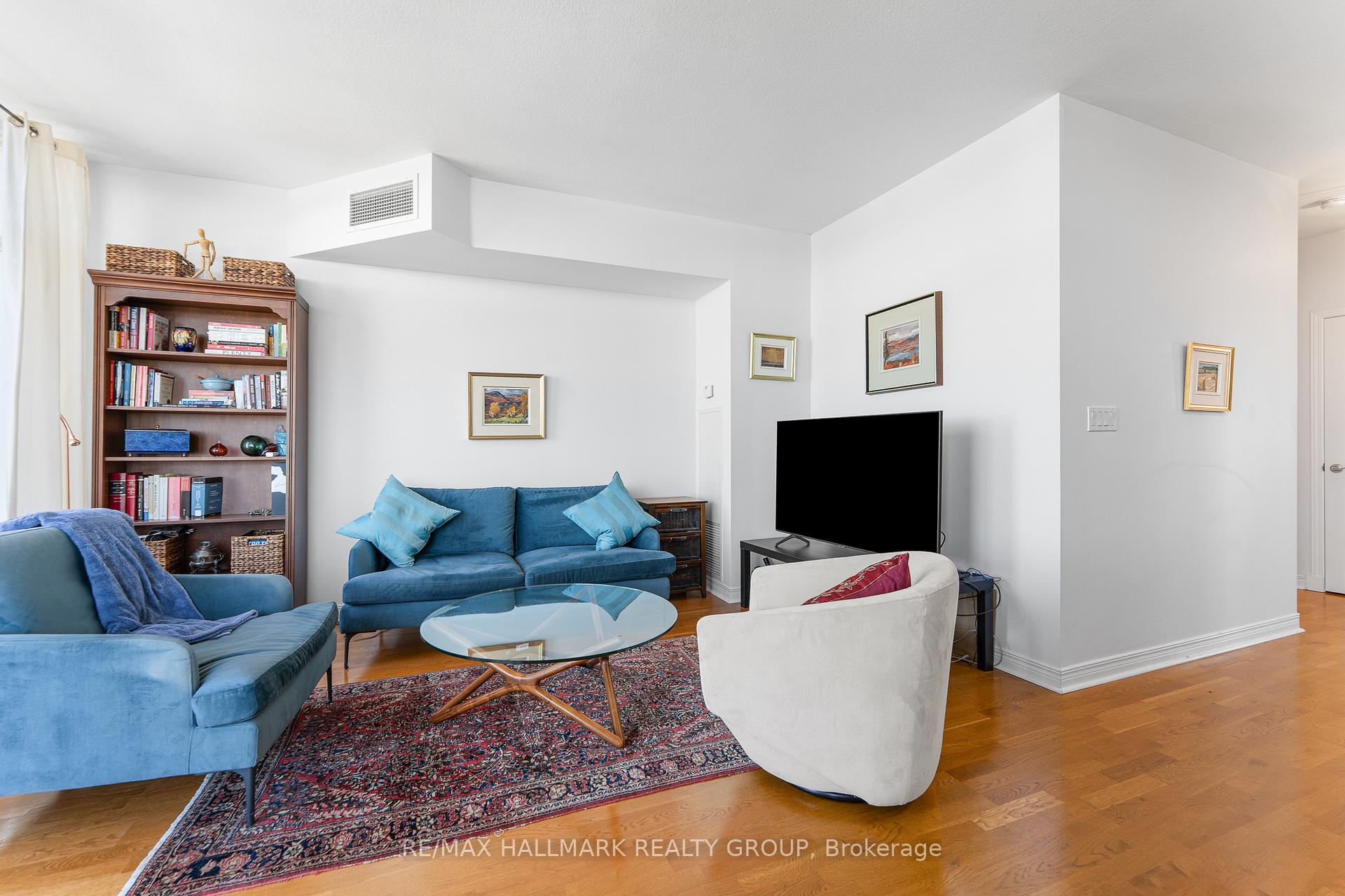 Photo 10 of Unit 2202, 570 Laurier Avenue W, Ottawa, Ottawa Centre — HOMEH