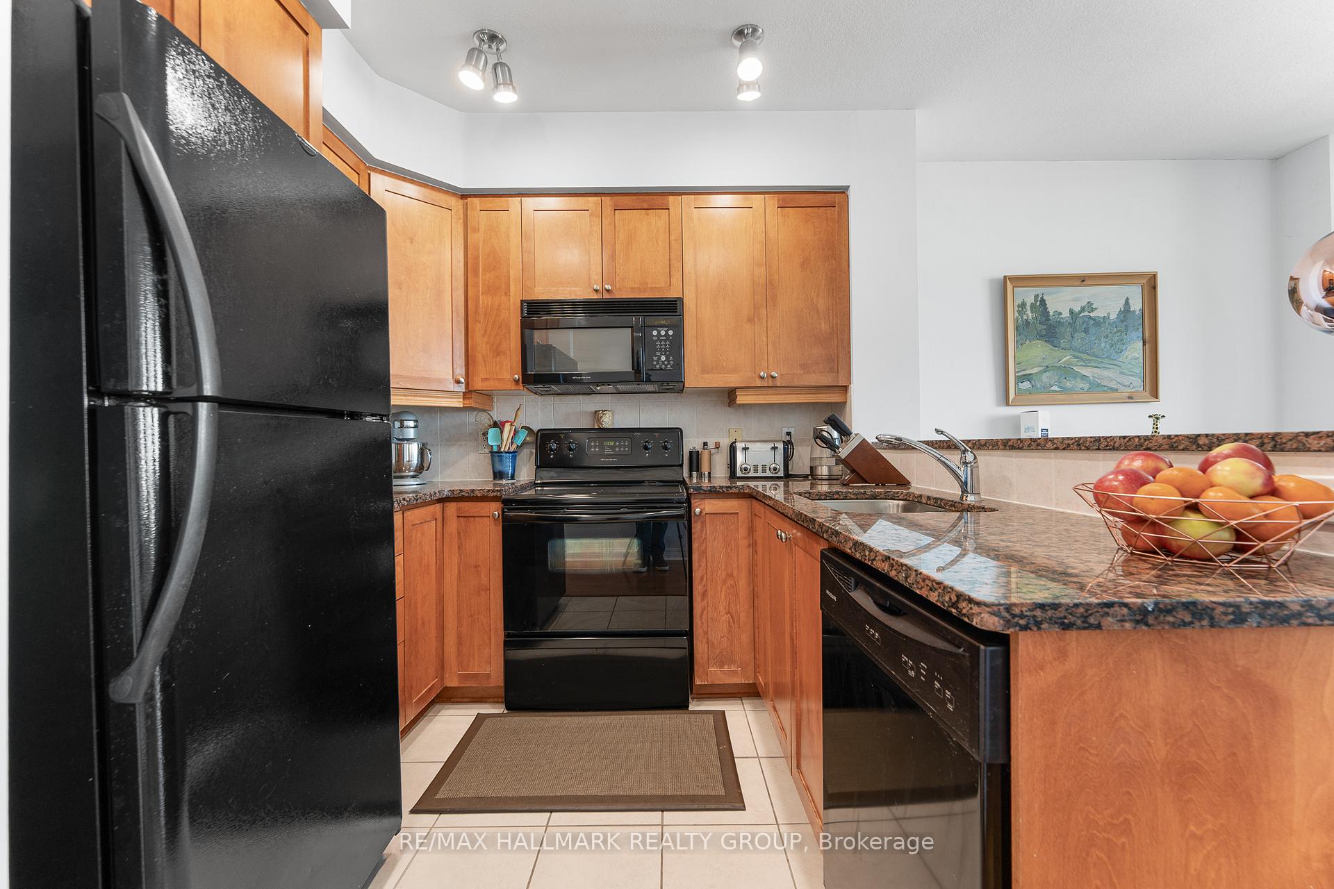 Photo 19 of Unit 2202, 570 Laurier Avenue W, Ottawa, Ottawa Centre — HOMEH