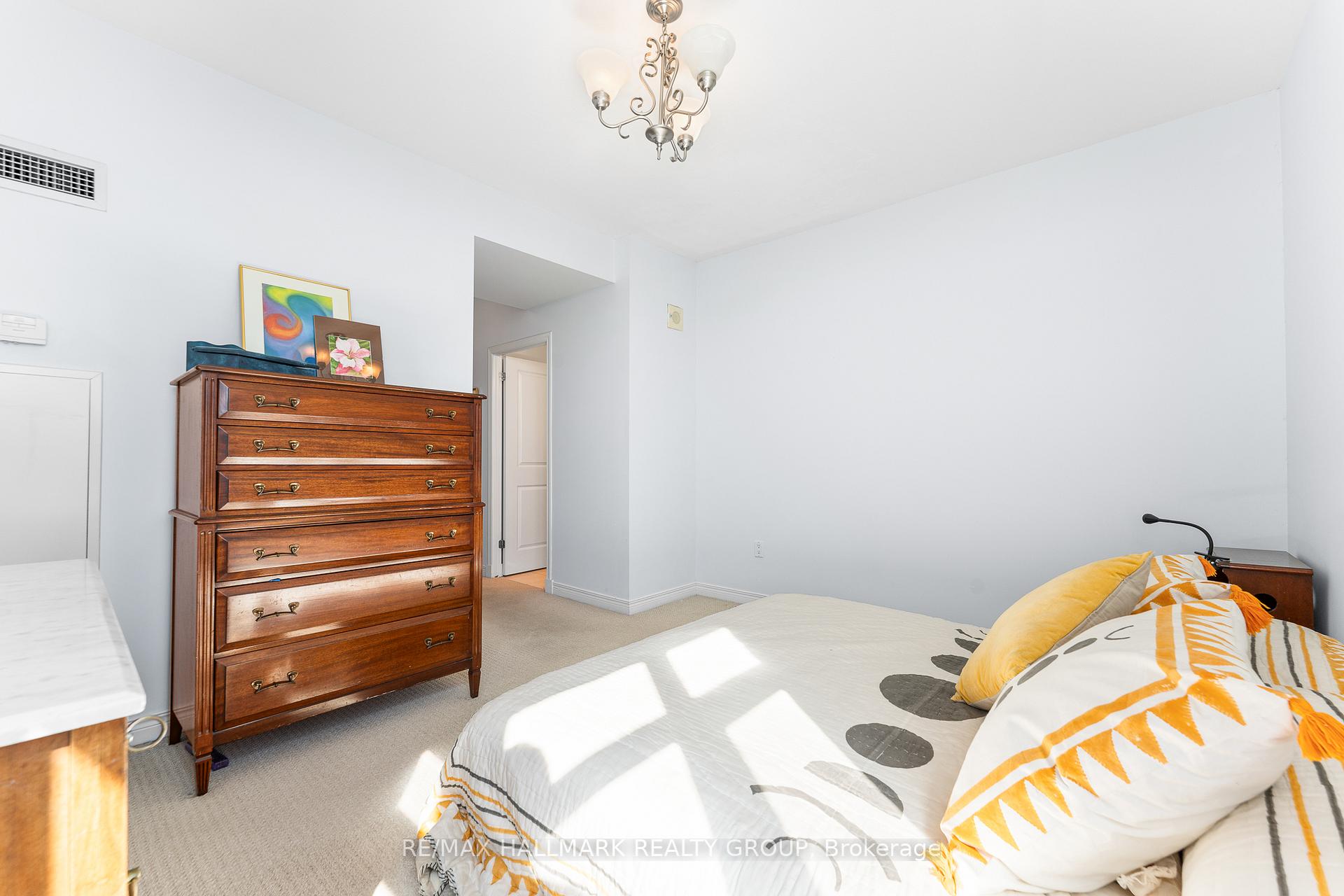 Photo 28 of Unit 2202, 570 Laurier Avenue W, Ottawa, Ottawa Centre — HOMEH