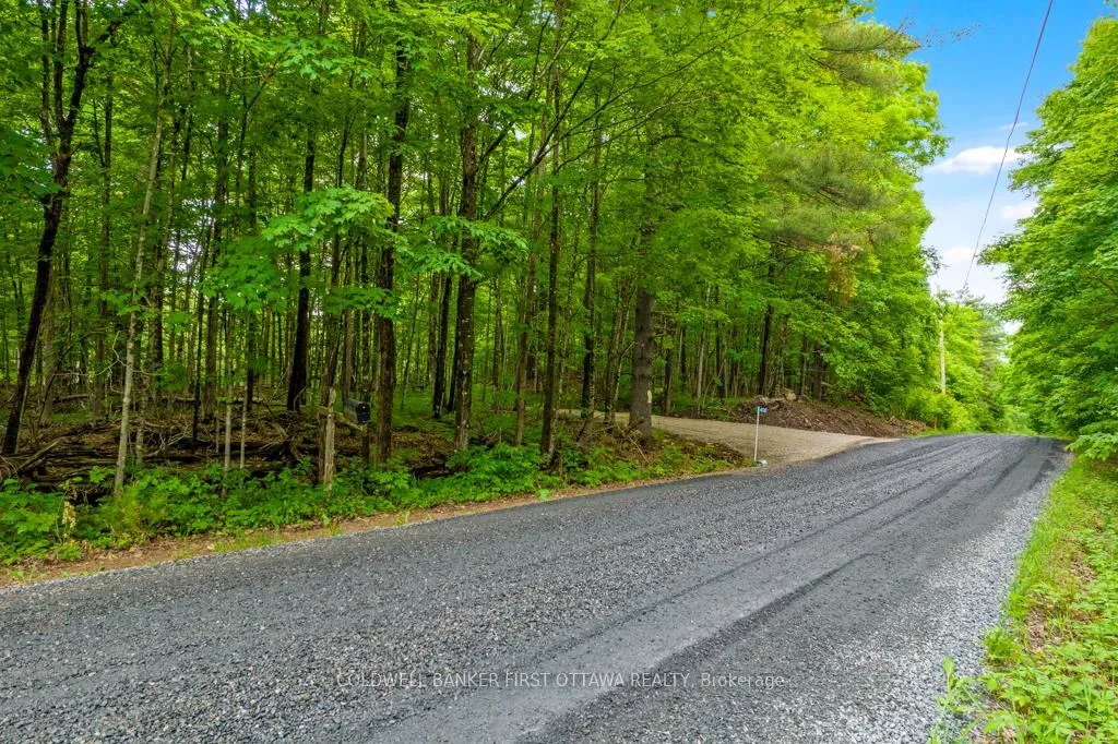 Photo 4 of 408 Doran Road, Tay Valley, Bathurst/Burgess & Sherbrooke (Bathurst) Twp — HOMEH